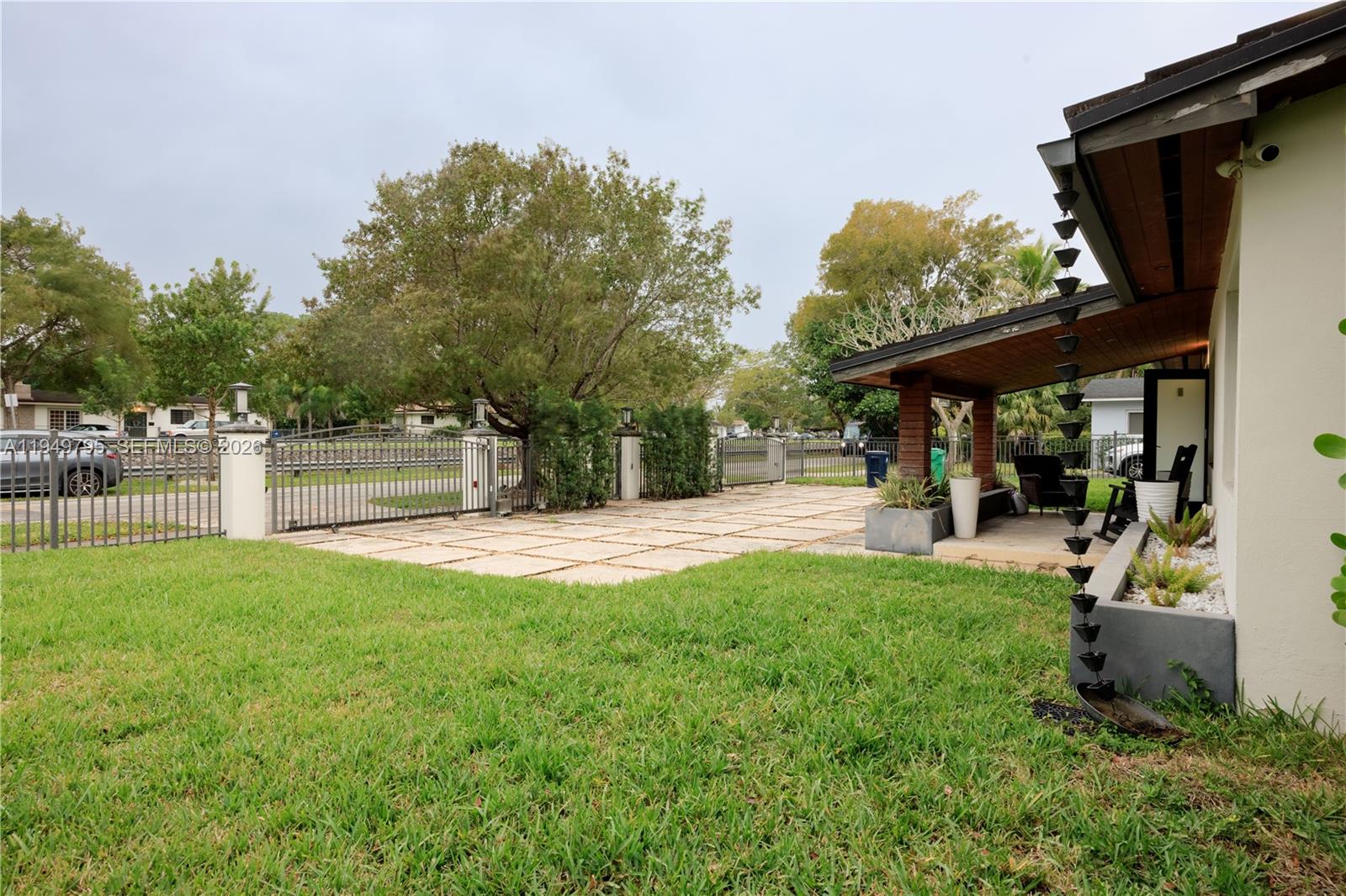 6201 SW 36th St Miami, FL 33155