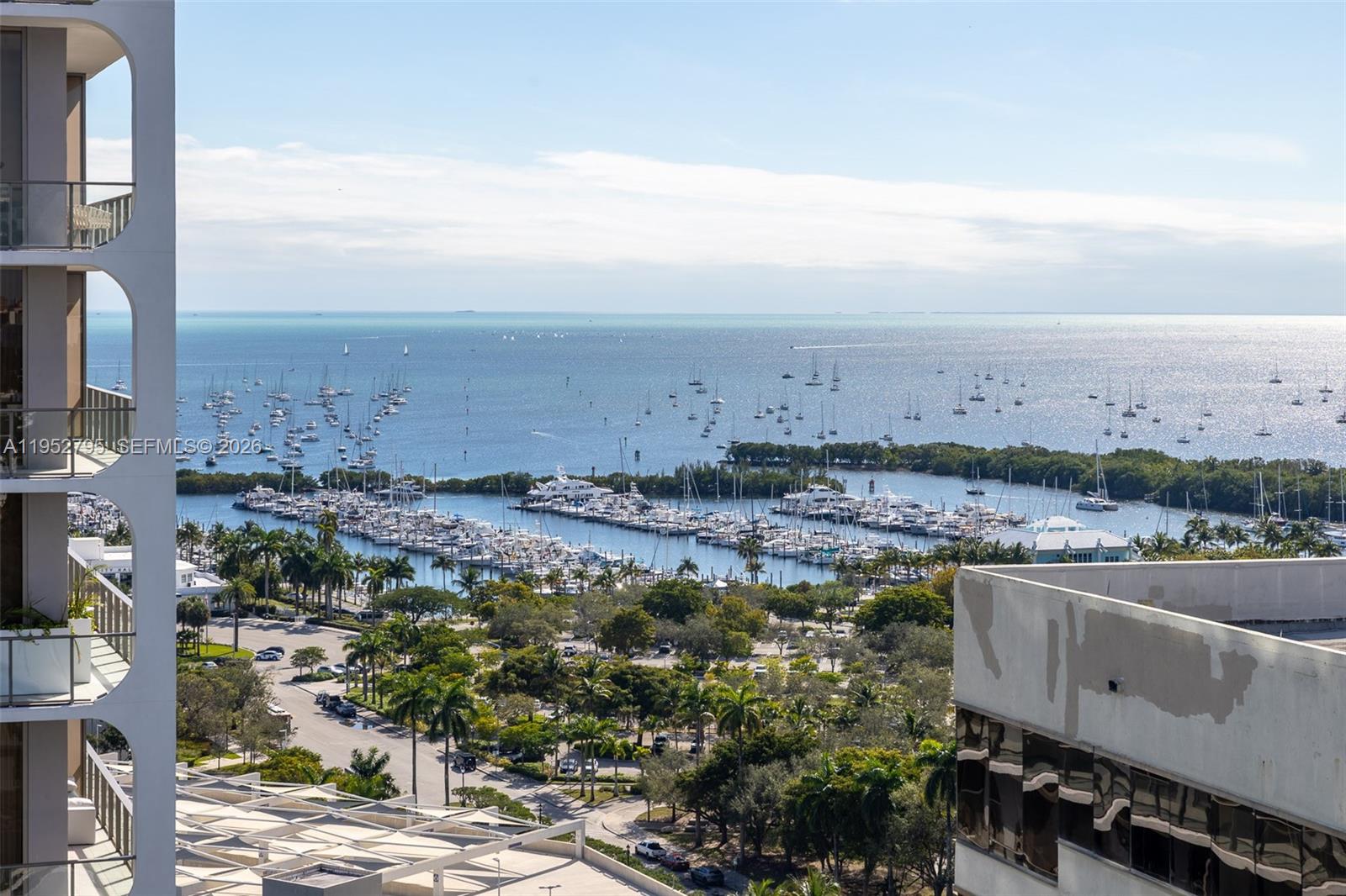 image Mr C Residenesx15