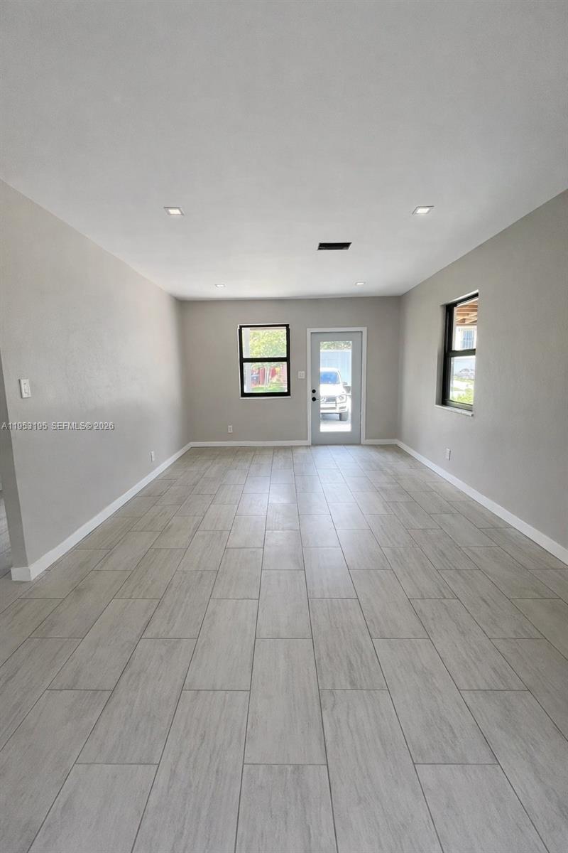 607 SW 10th St Fort Lauderdale, FL 33315