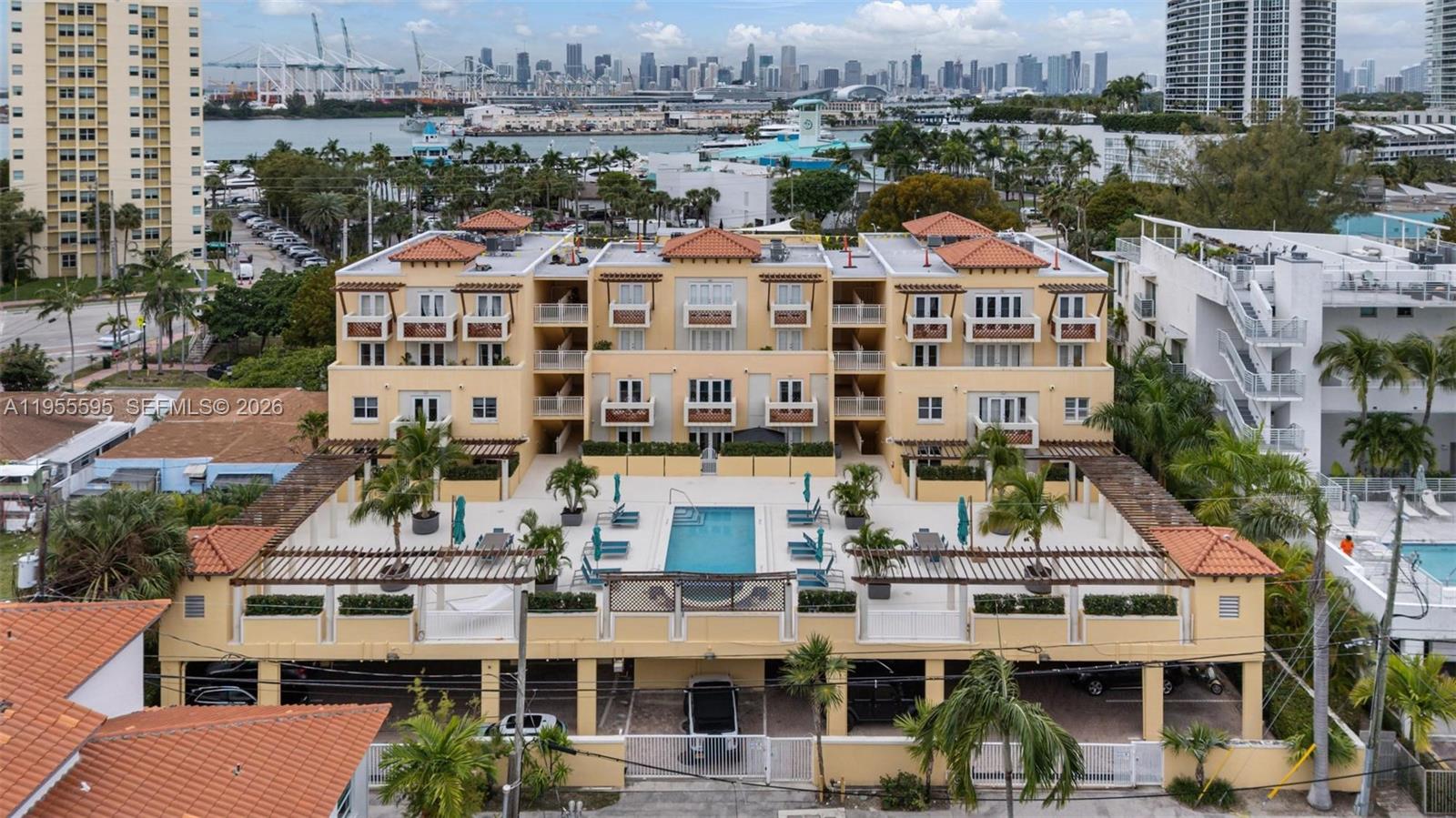 227 Michigan Ave #405 Miami Beach, FL 33139