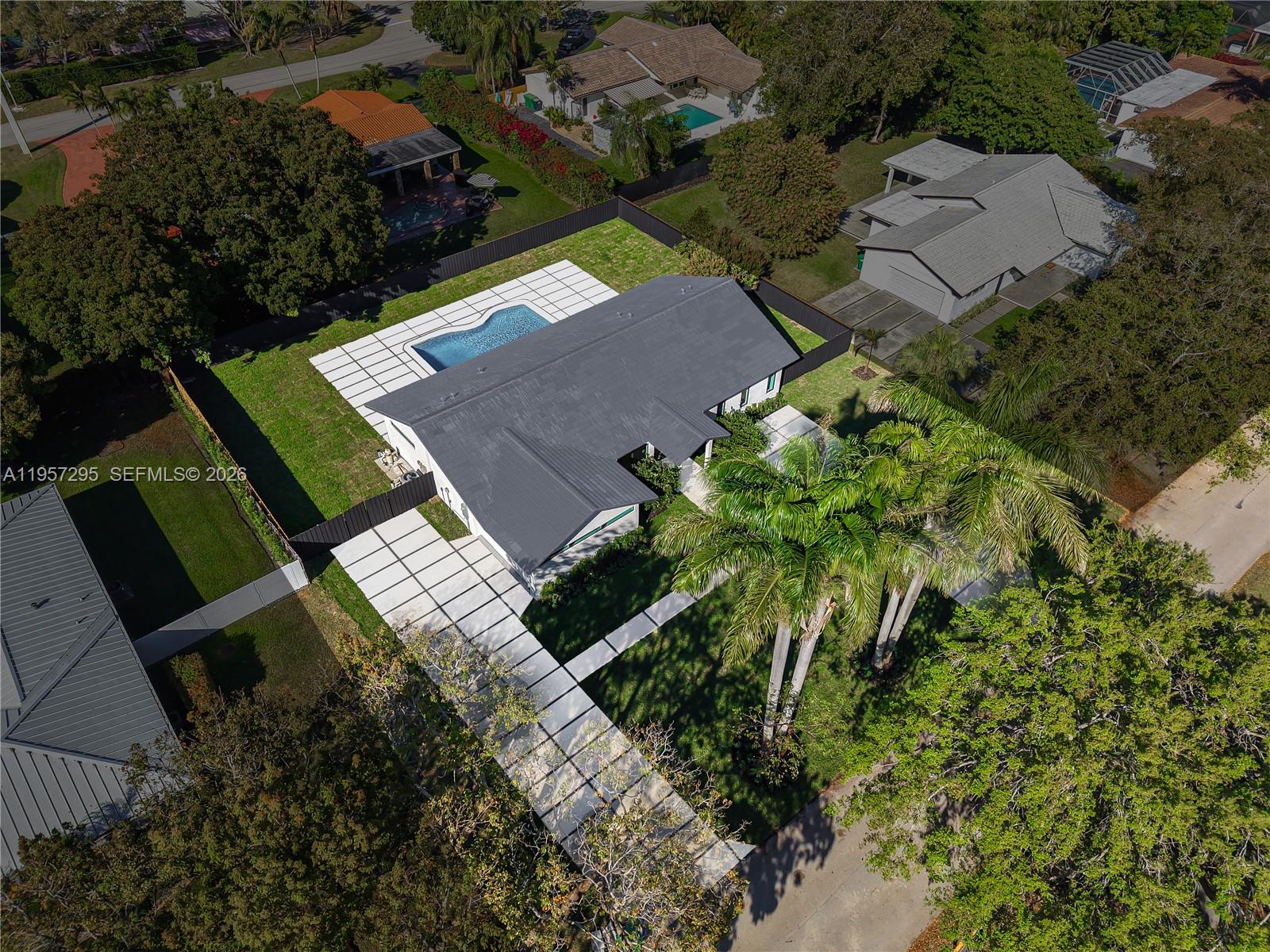 8765 SW 175th St Palmetto Bay, FL 33157