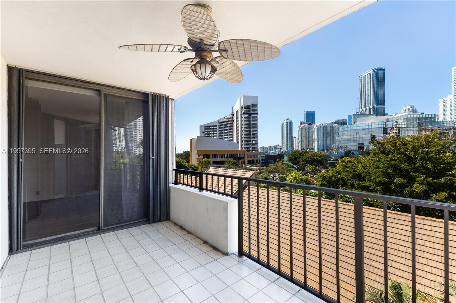 image Brickell Key One13