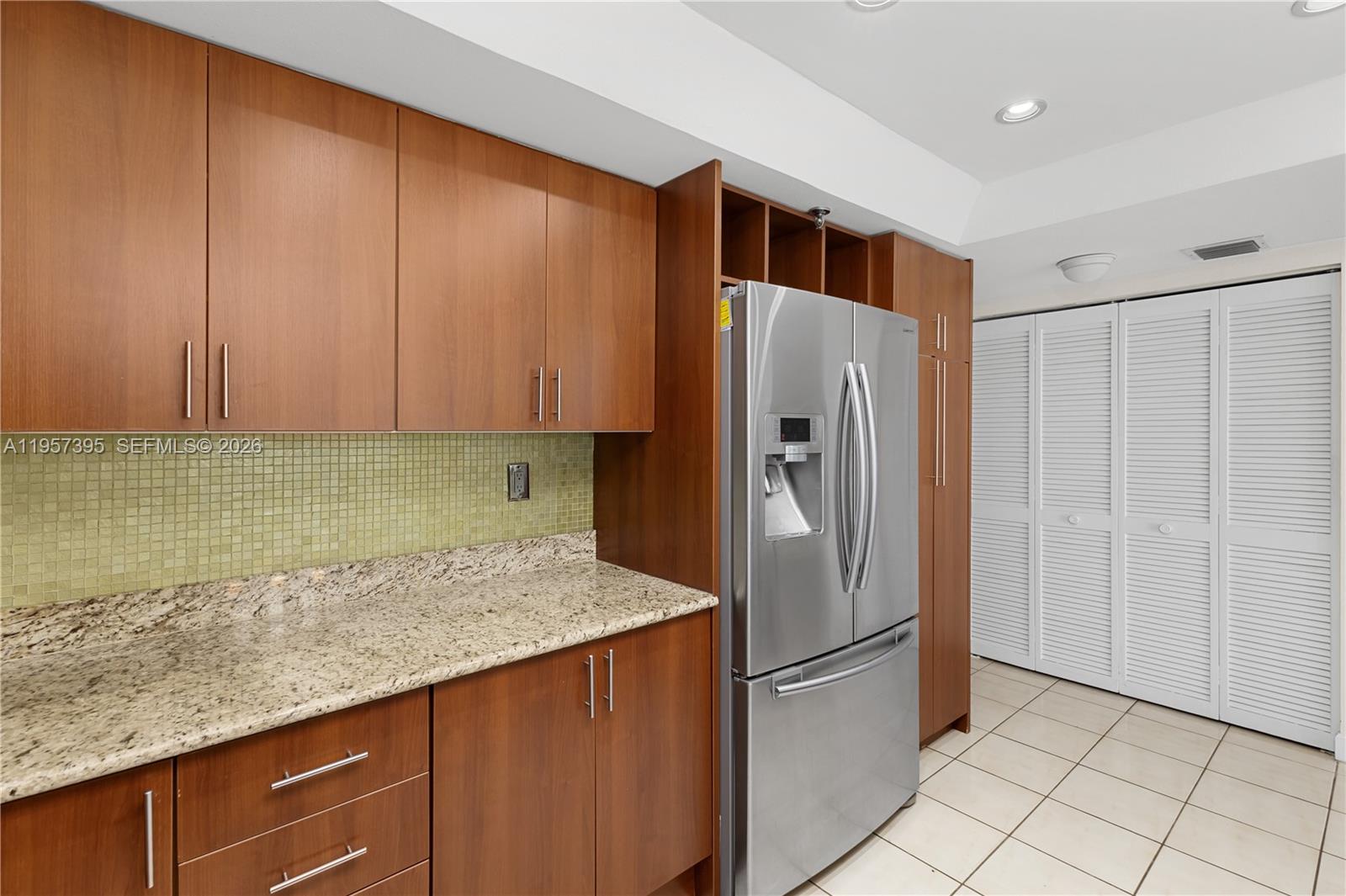 image Brickell Key One20