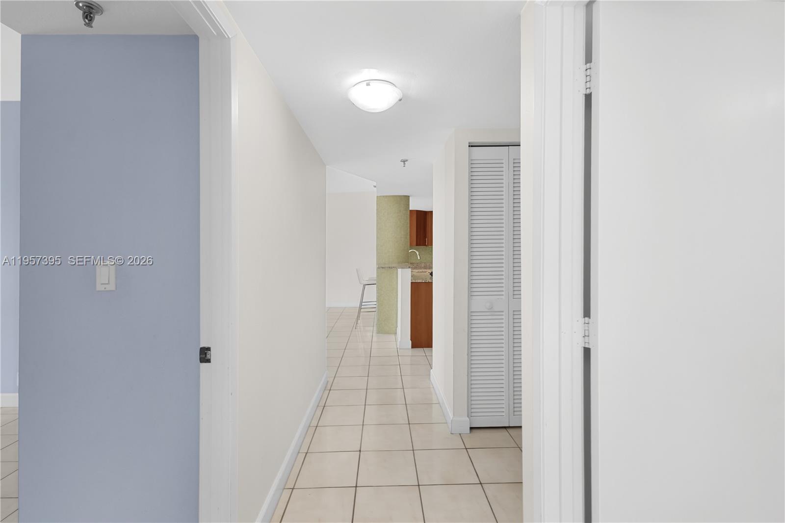 image Brickell Key One33