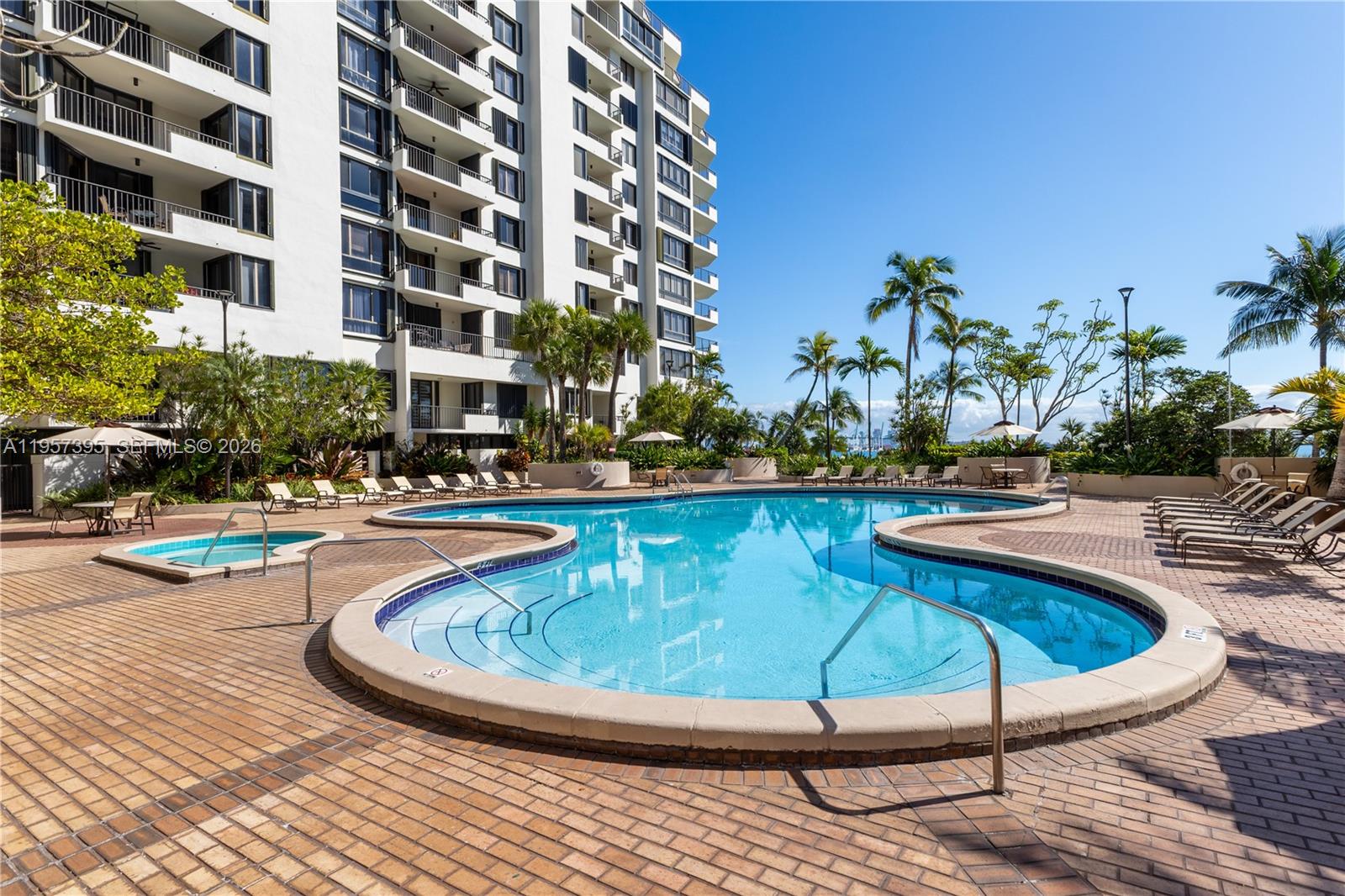 image Brickell Key One53