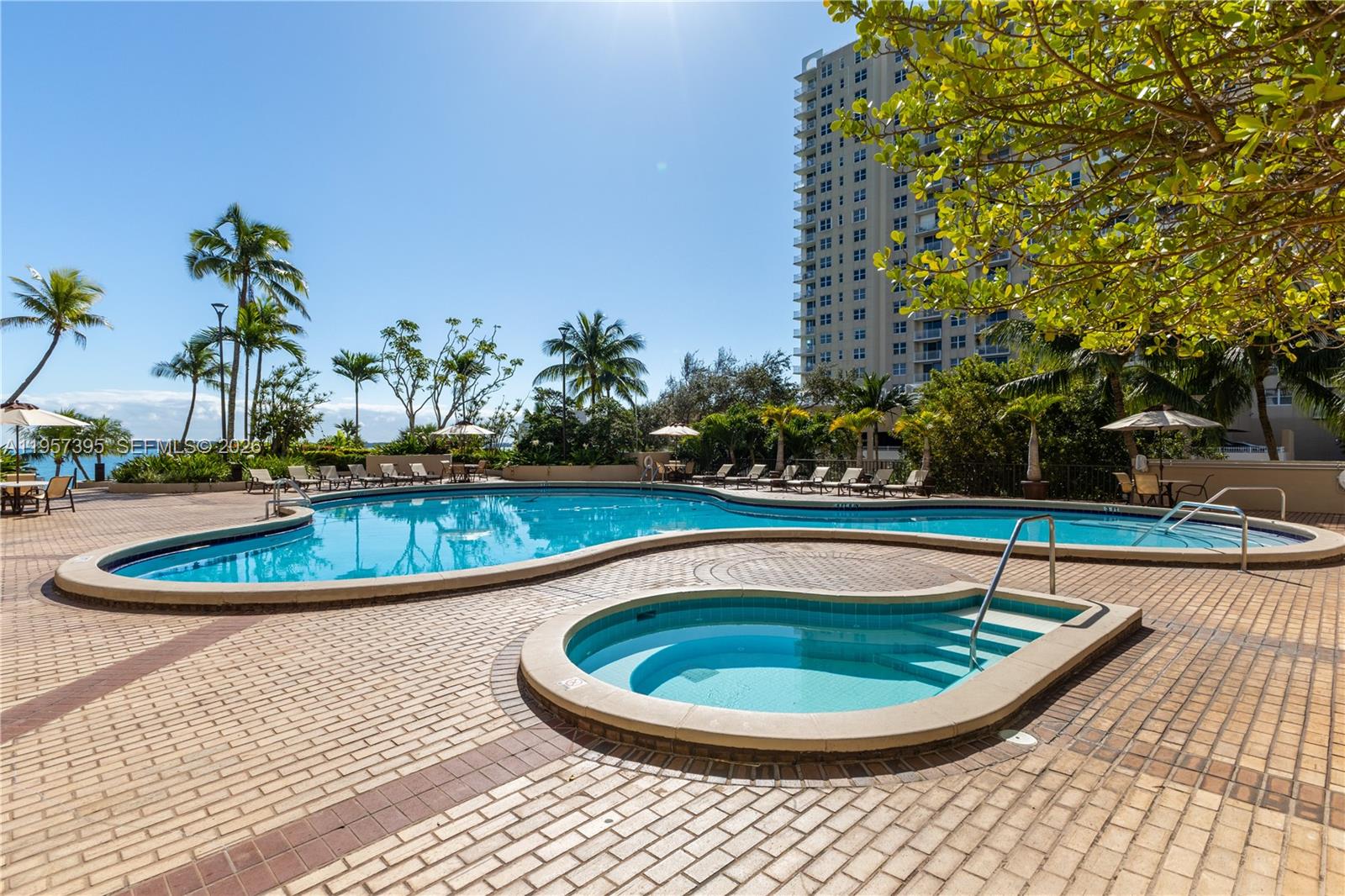 image Brickell Key One54