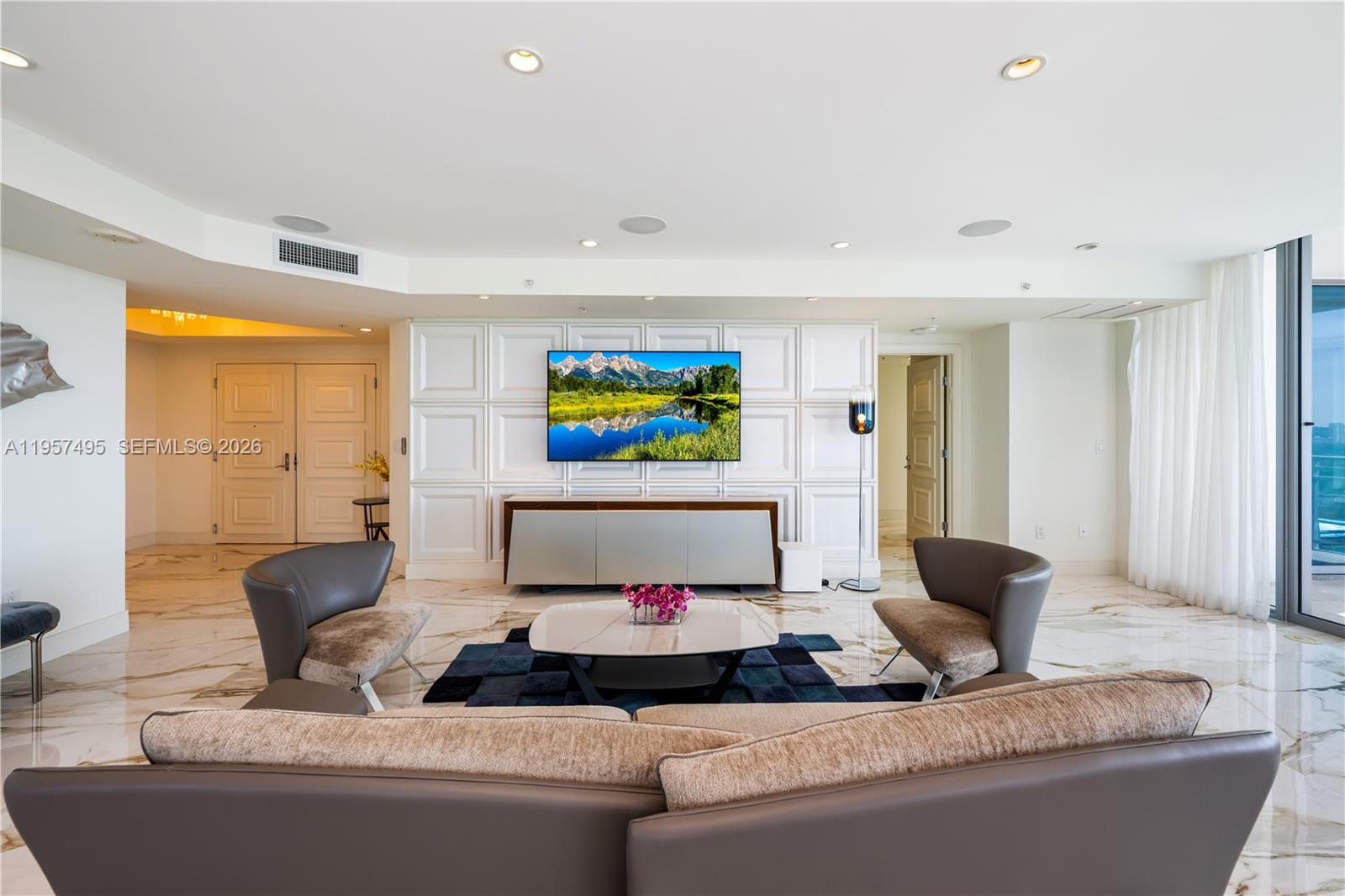 3535 S Ocean Dr #2106 Hollywood, FL 33019