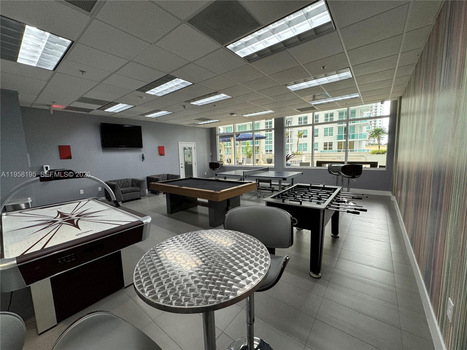 image The Club at Brickell Bay18