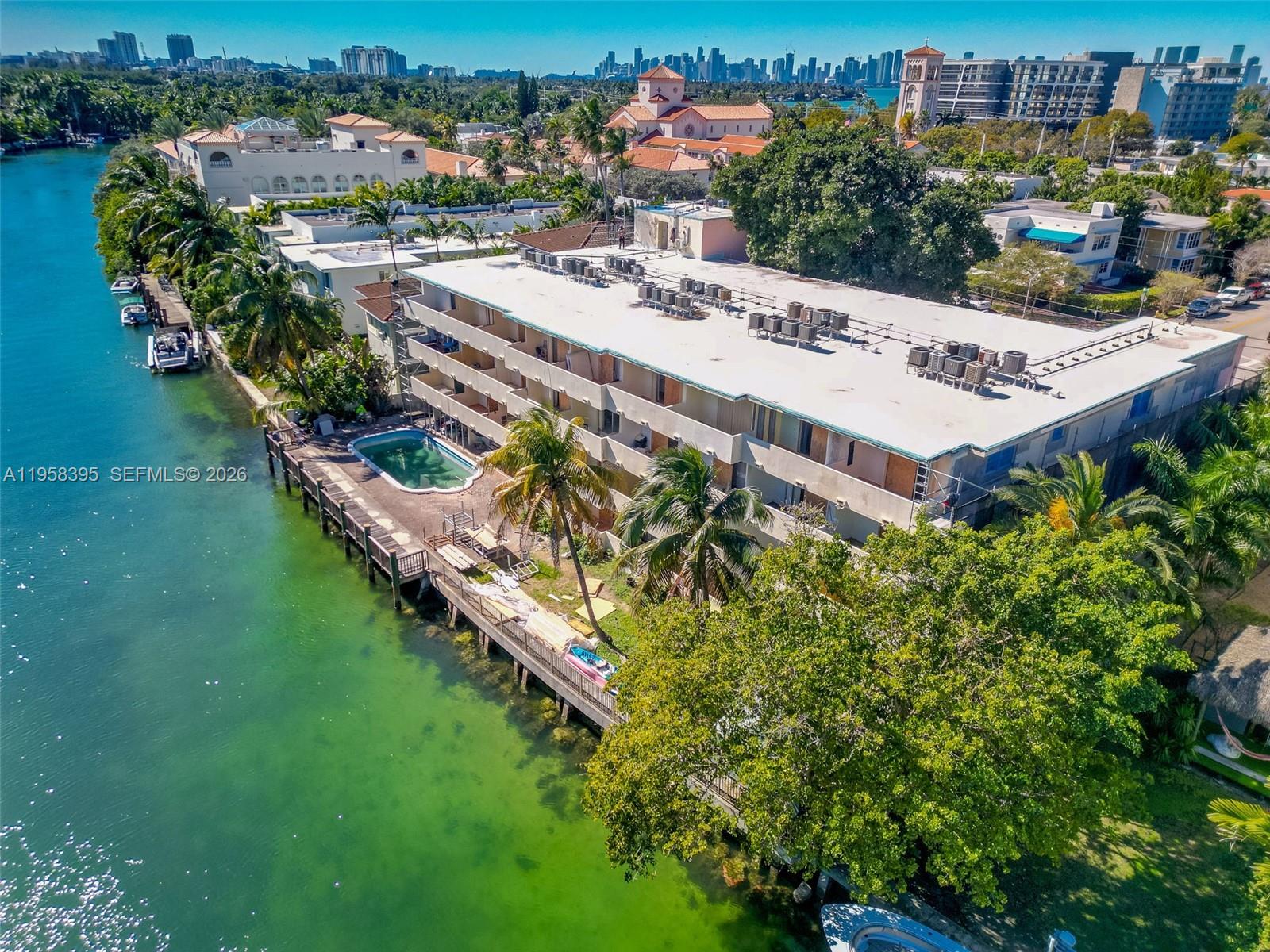 4011 N Meridian Ave #38 Miami Beach, FL 33140
