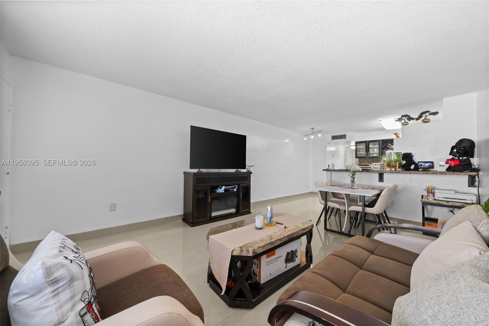 4011 N Meridian Ave #38 Miami Beach, FL 33140