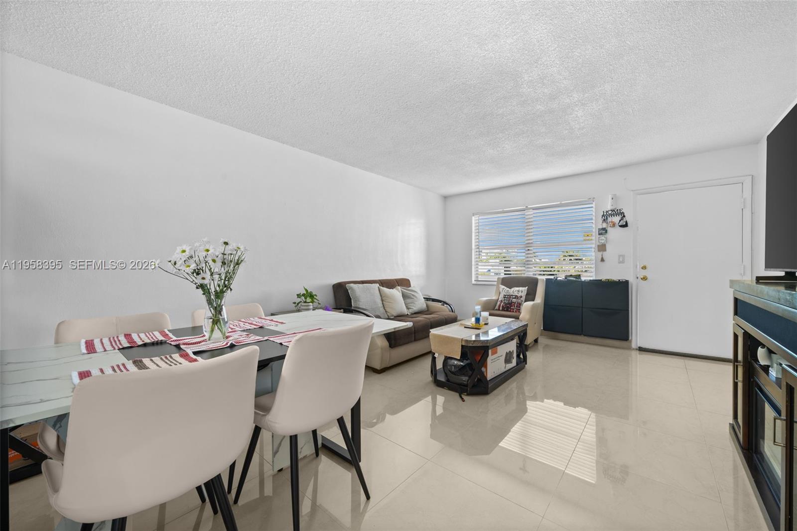 4011 N Meridian Ave #38 Miami Beach, FL 33140