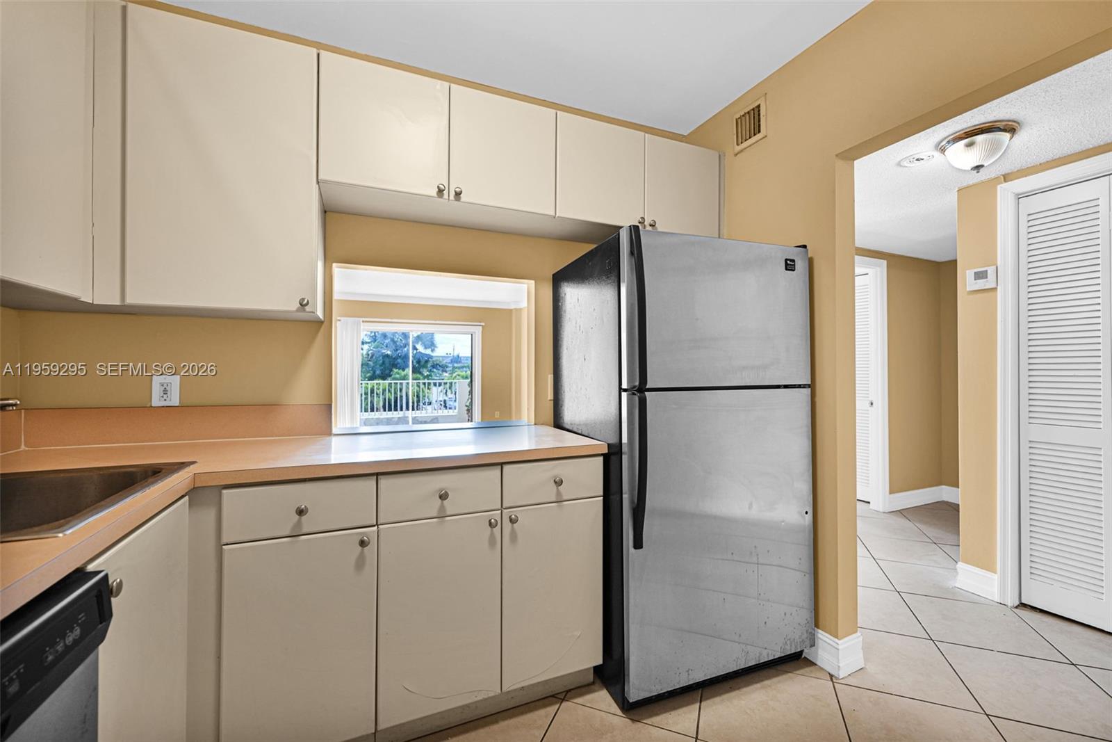 1455 N Treasure Dr #2N North Bay Village, FL 33141