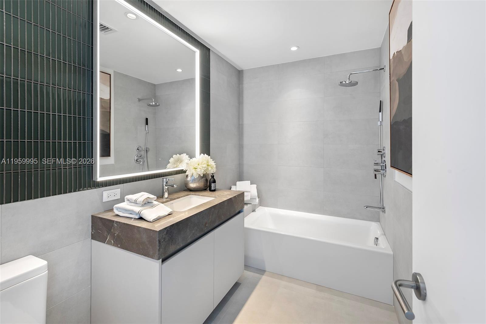 500 Alton Rd #2903 Miami Beach, FL 33139