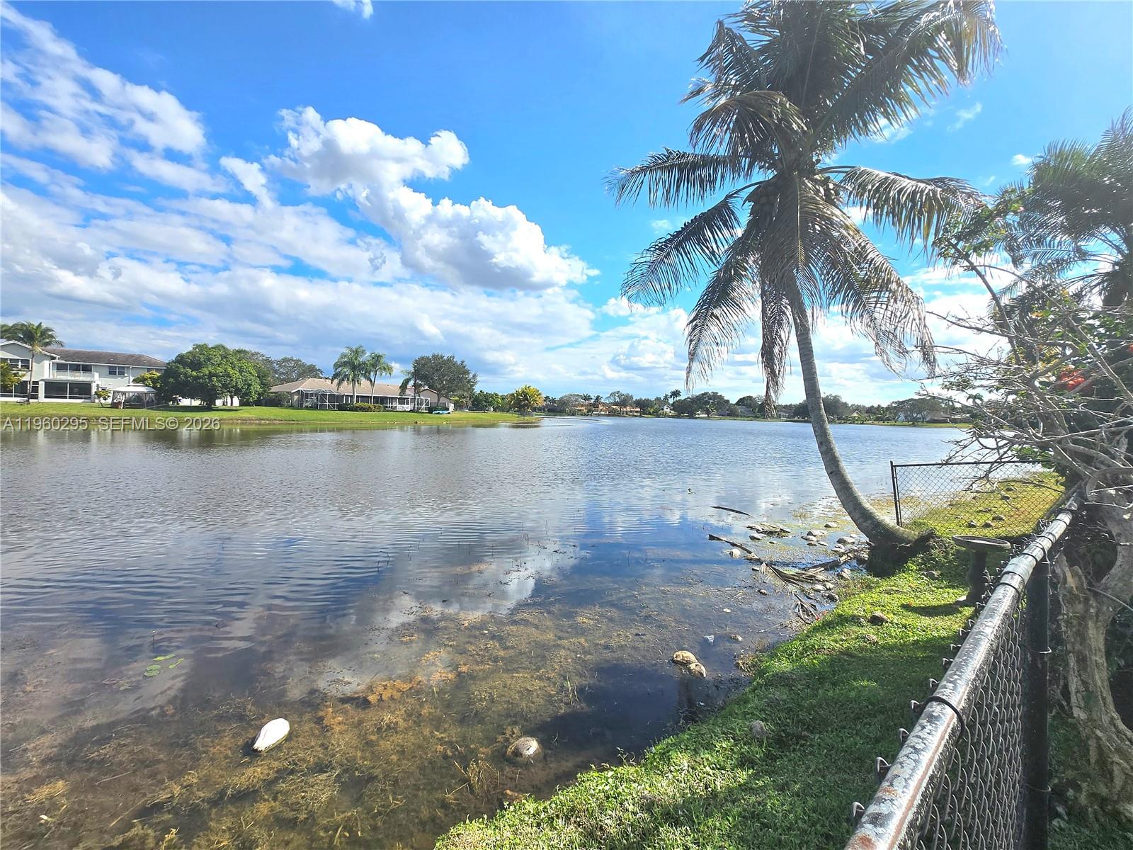 621 NW 205th Ave Pembroke Pines, FL 33029