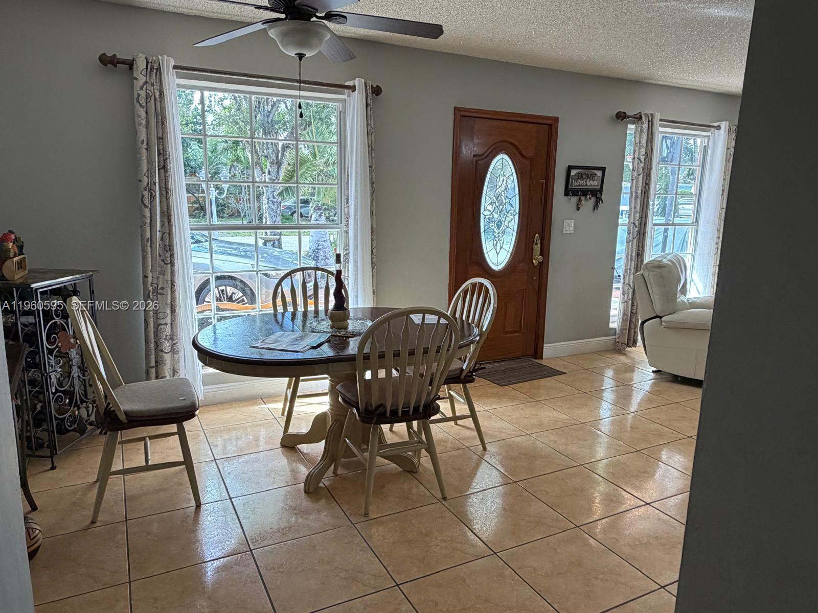 5365 W 14th Ln Hialeah, FL 33012