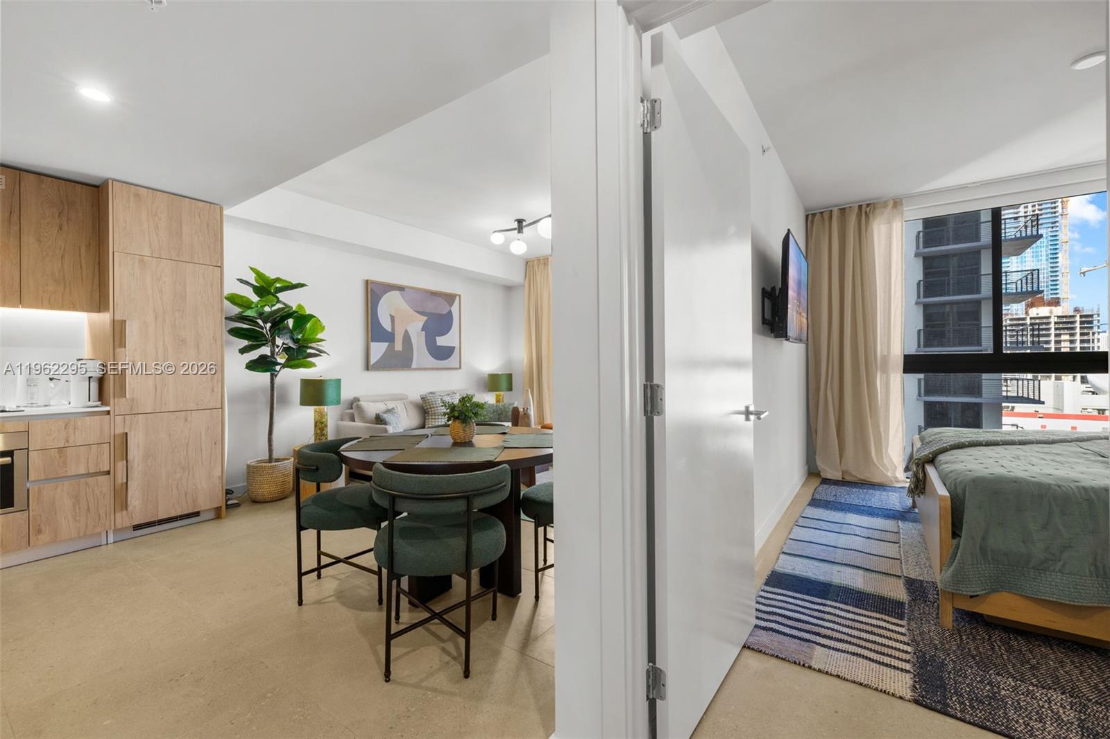 image The Crosby Miami Worldcenter11