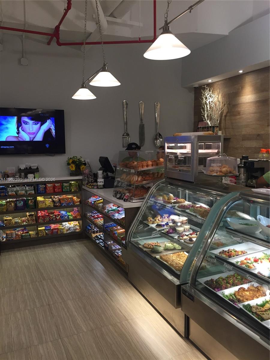 image Harbour House10