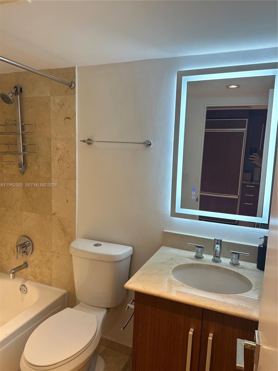 image Harbour House7