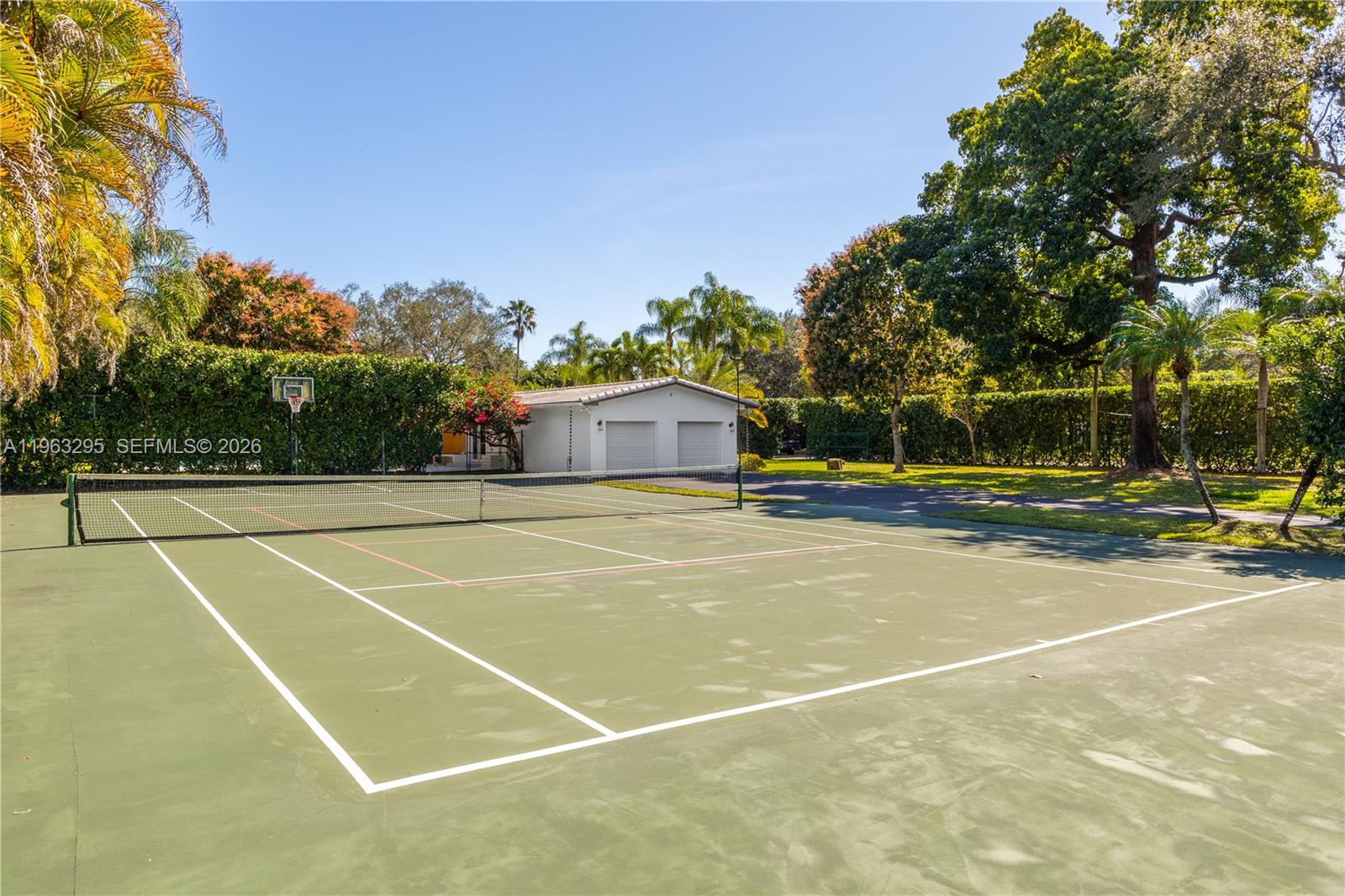 8295 SW 116th St Miami, FL 33156