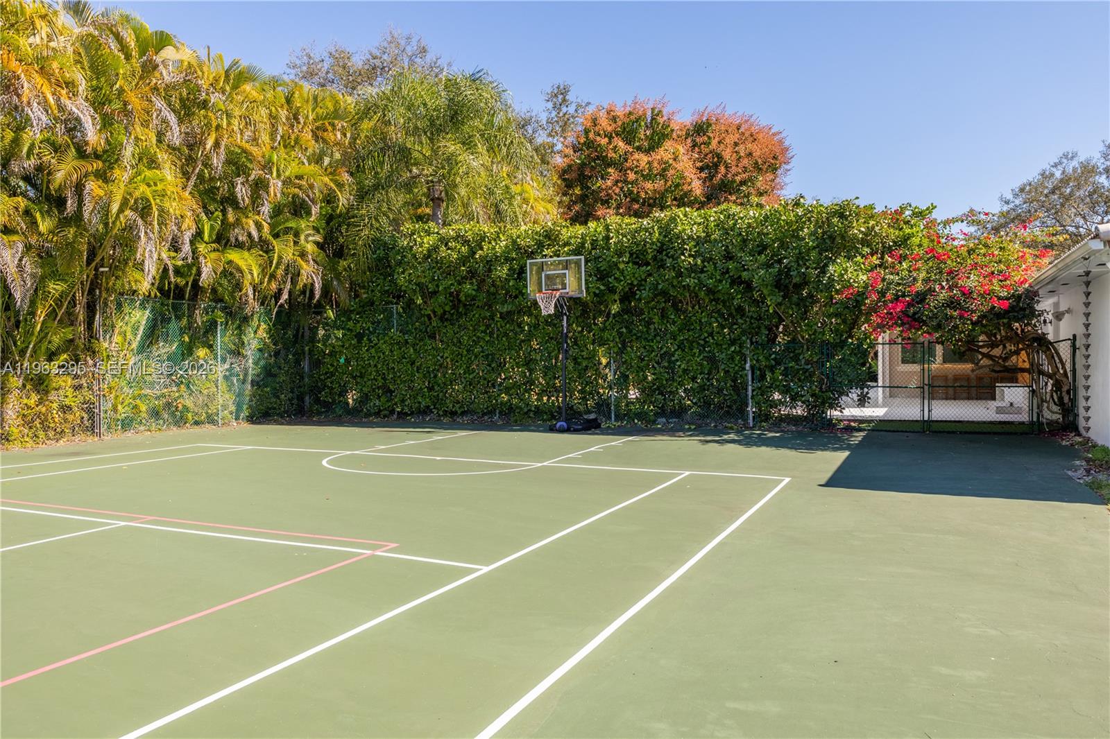 8295 SW 116th St Miami, FL 33156