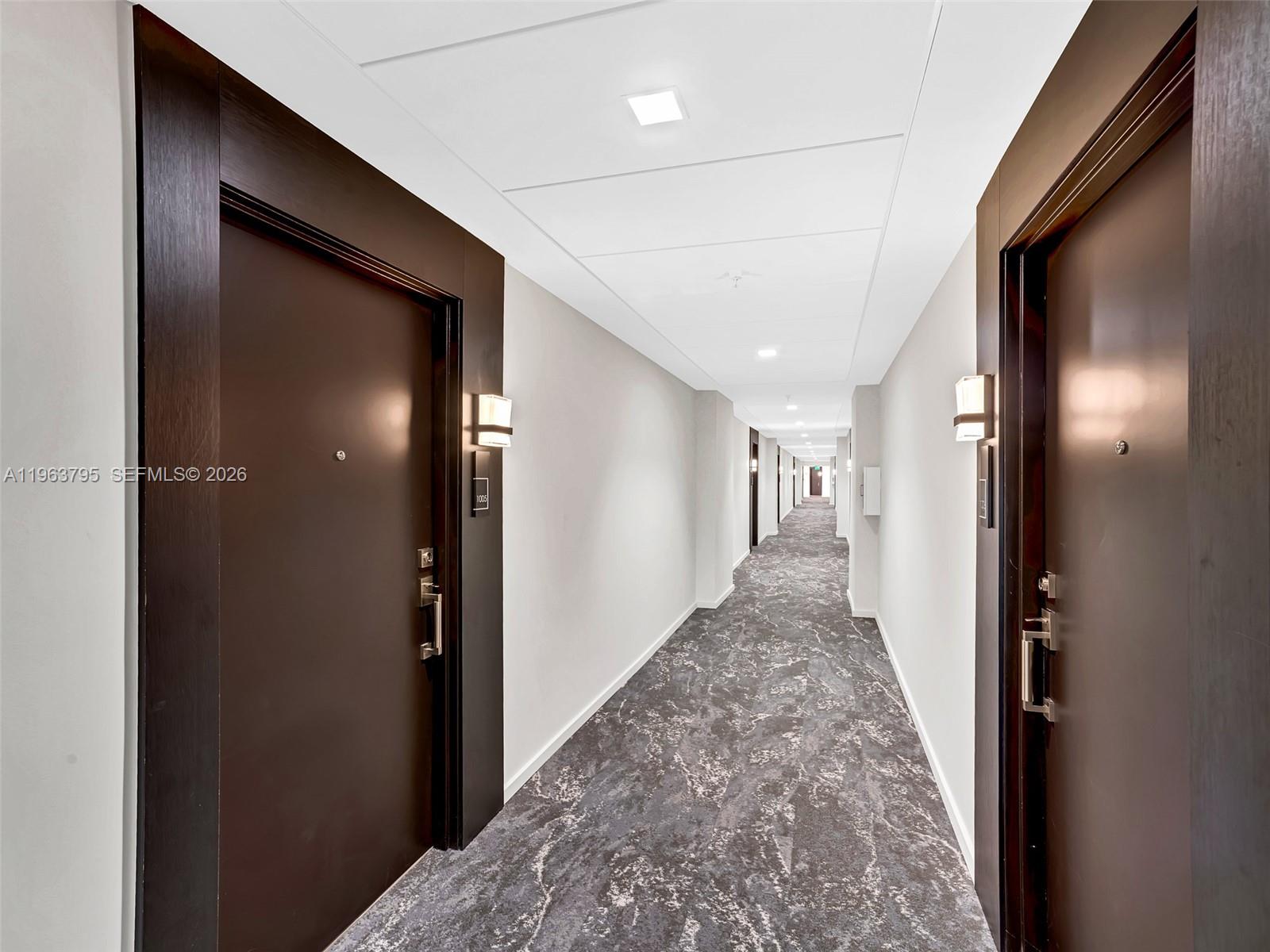 19380 Collins Ave #1005