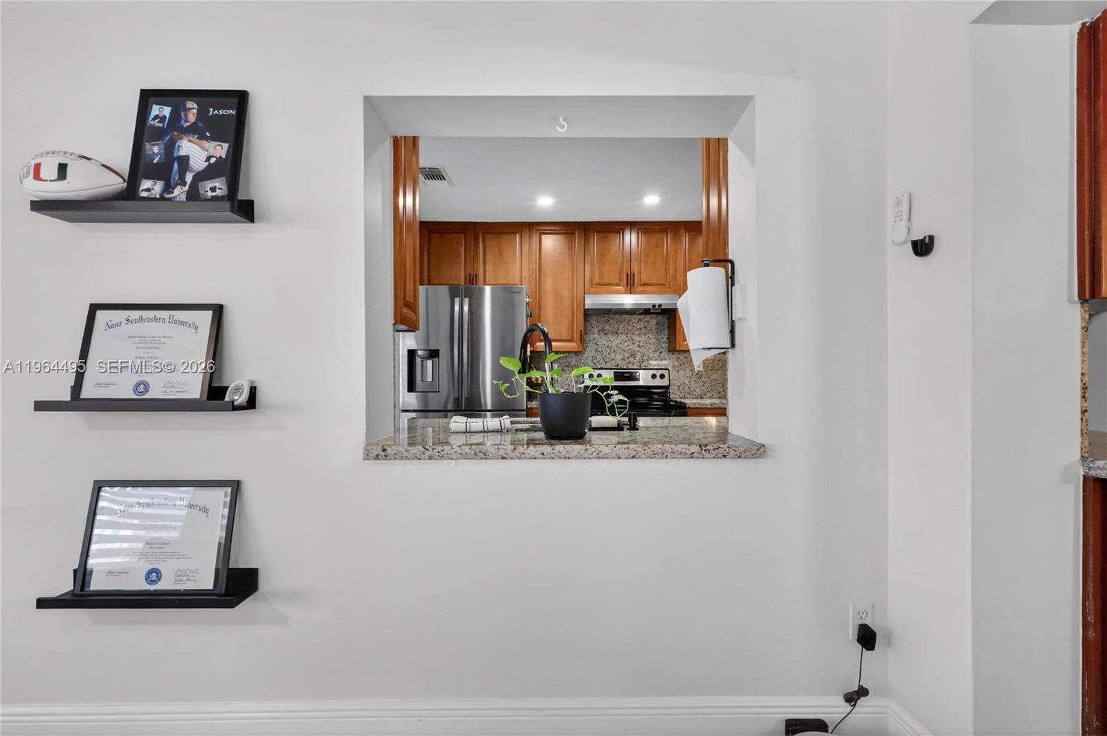 9401 NW 81st Ct Tamarac, FL 33321