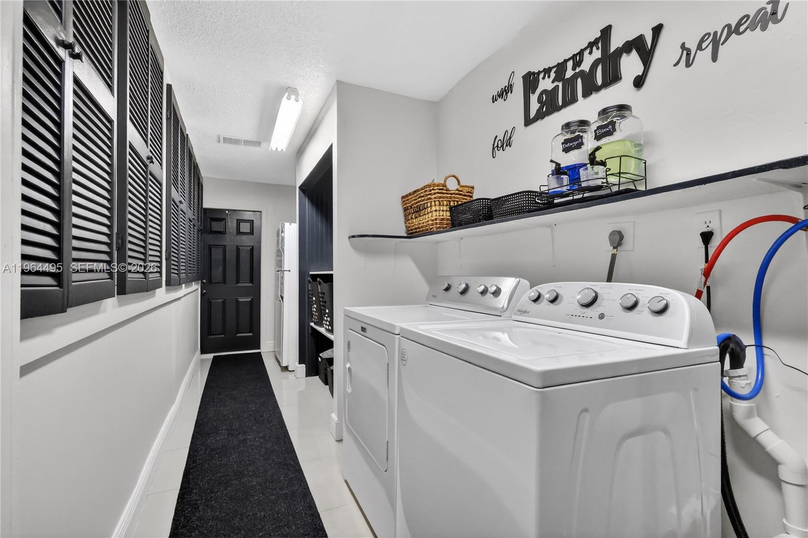 9401 NW 81st Ct Tamarac, FL 33321