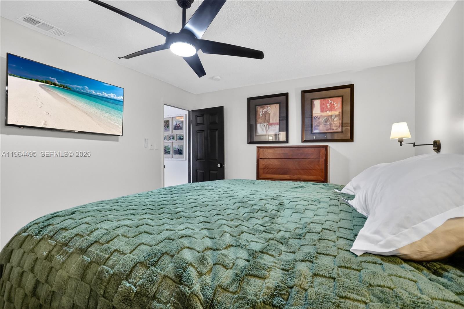 9401 NW 81st Ct Tamarac, FL 33321