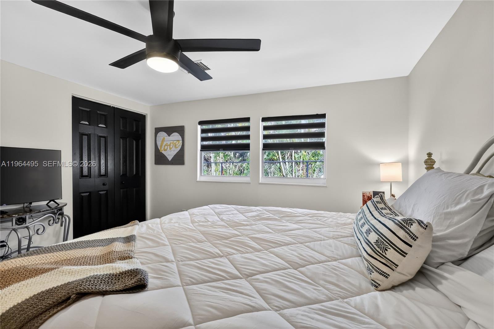 9401 NW 81st Ct Tamarac, FL 33321