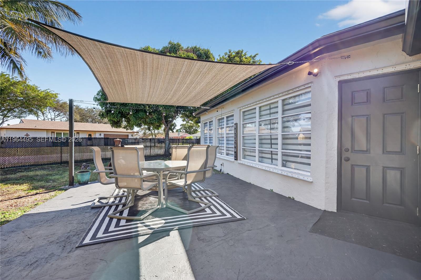 9401 NW 81st Ct Tamarac, FL 33321