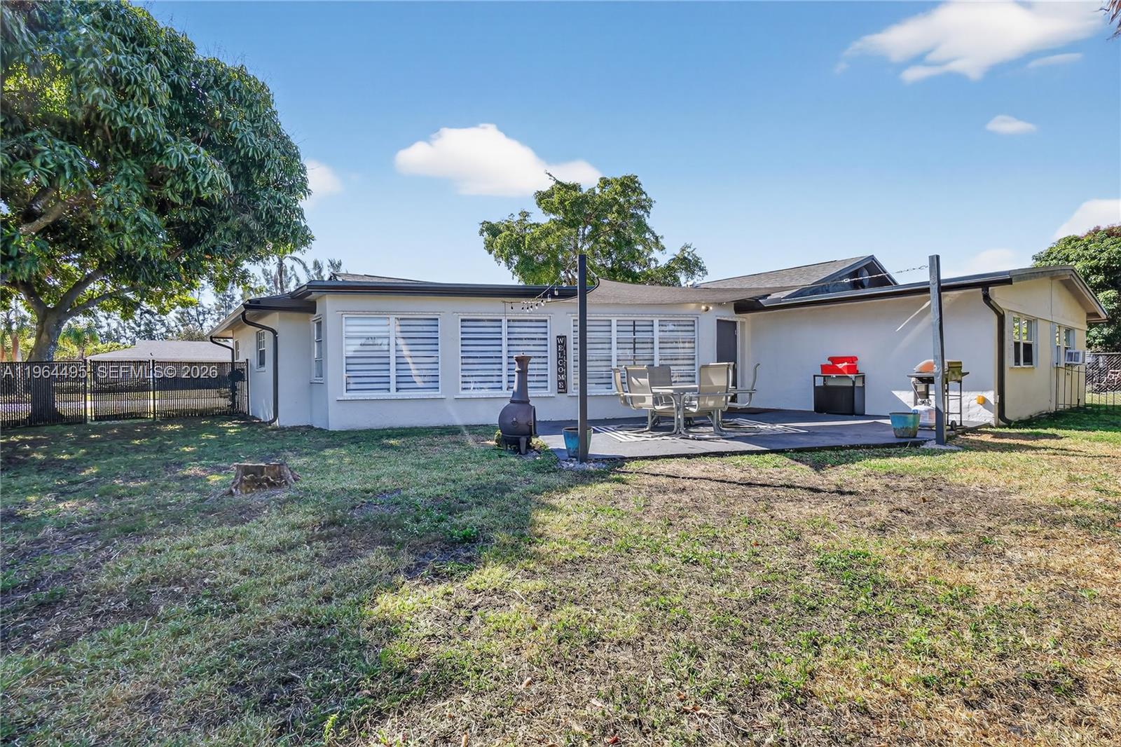 9401 NW 81st Ct Tamarac, FL 33321