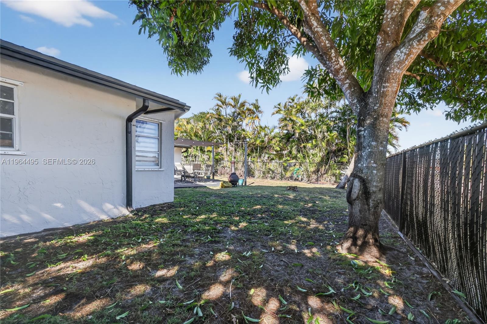 9401 NW 81st Ct Tamarac, FL 33321