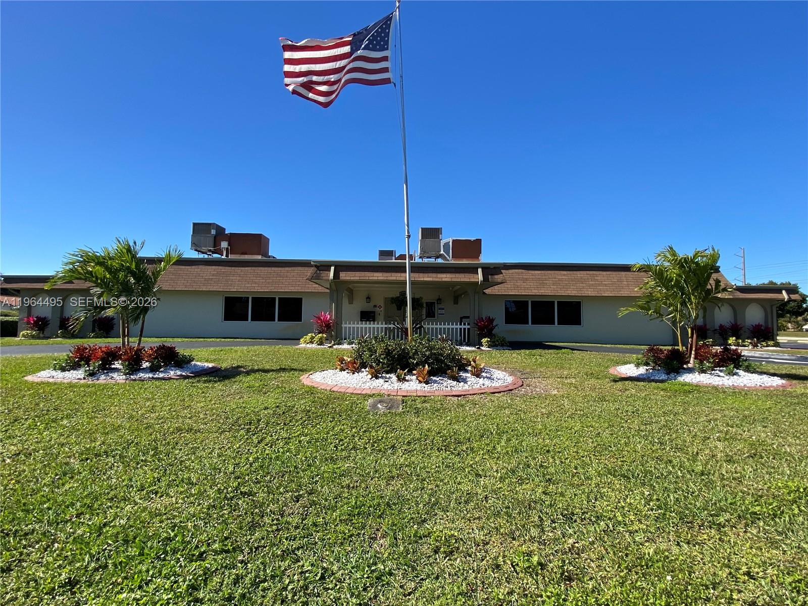 9401 NW 81st Ct Tamarac, FL 33321