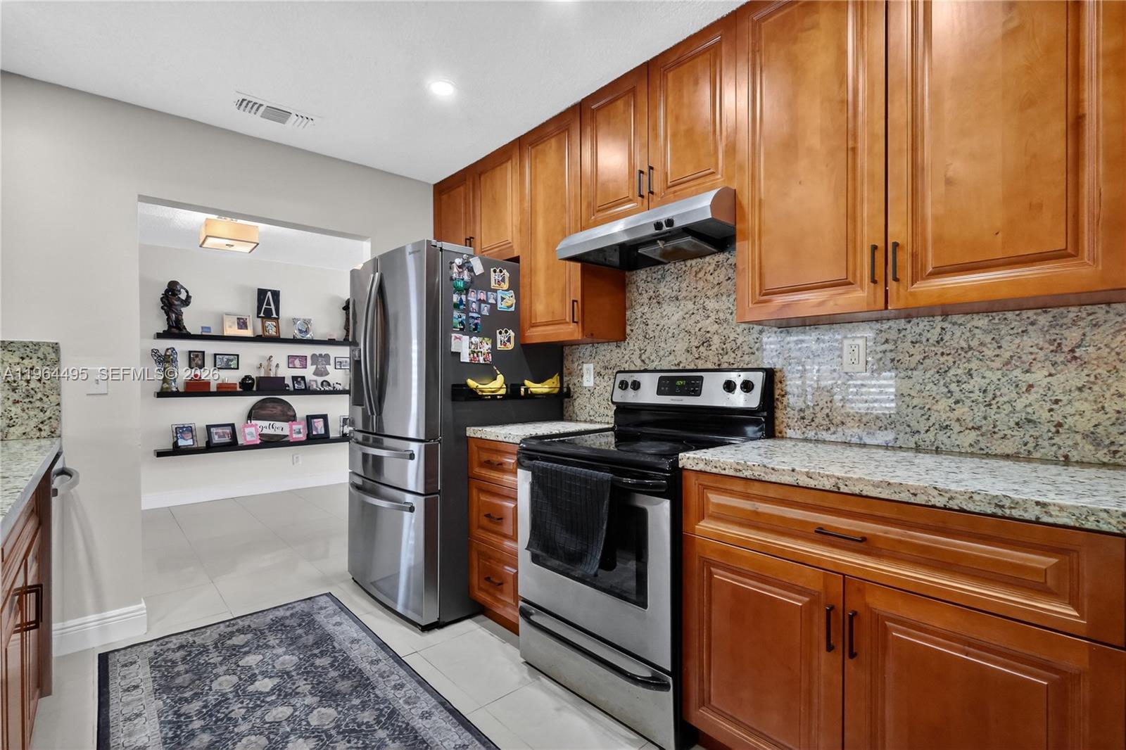 9401 NW 81st Ct Tamarac, FL 33321