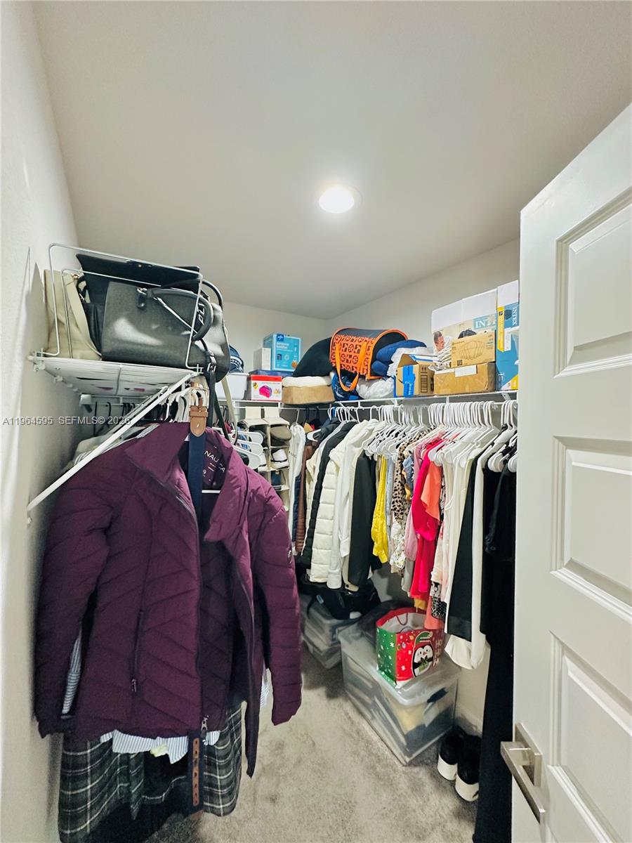 1137 NE 4th Pl Cape Coral, FL 33909