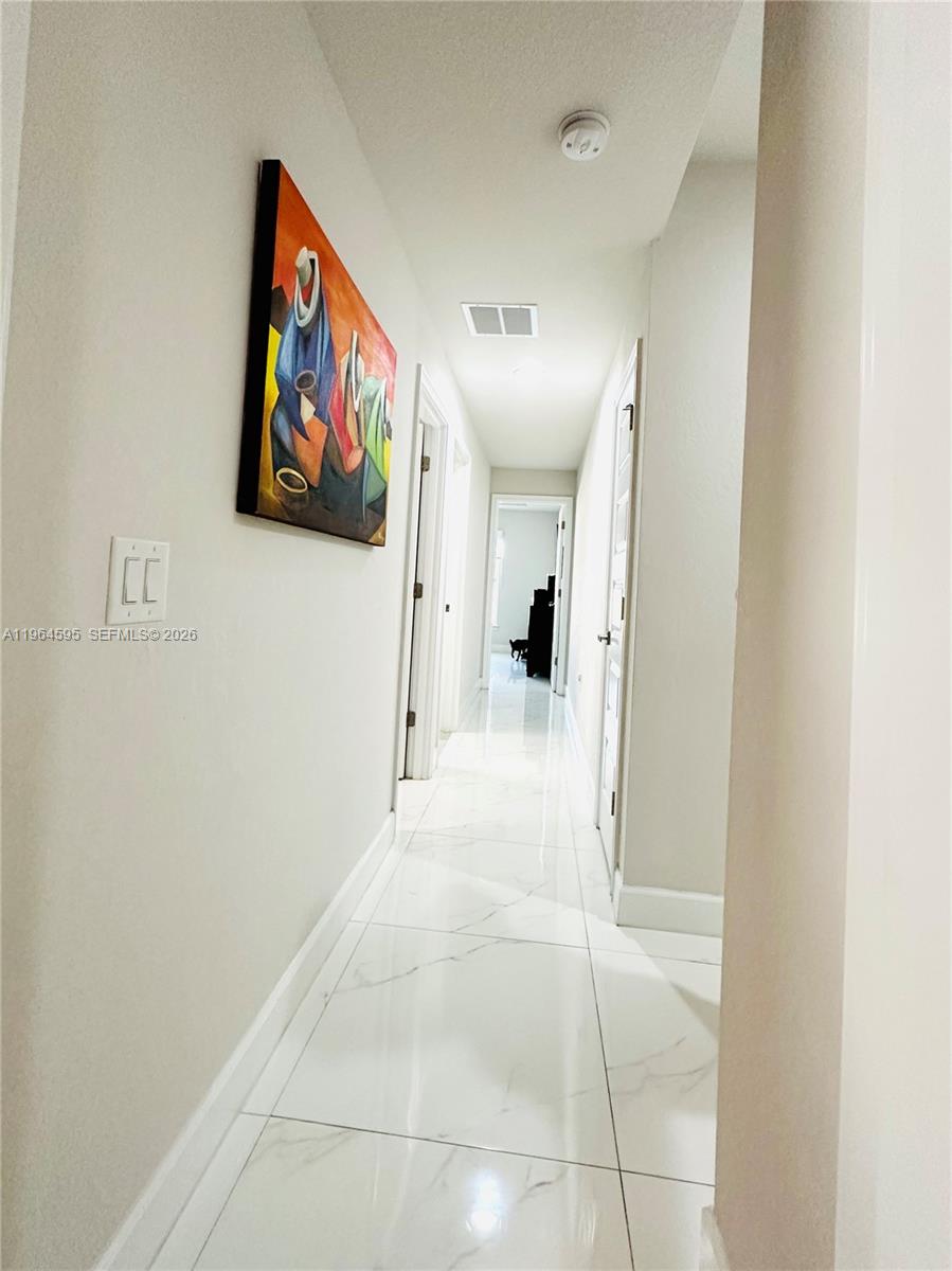 1137 NE 4th Pl Cape Coral, FL 33909