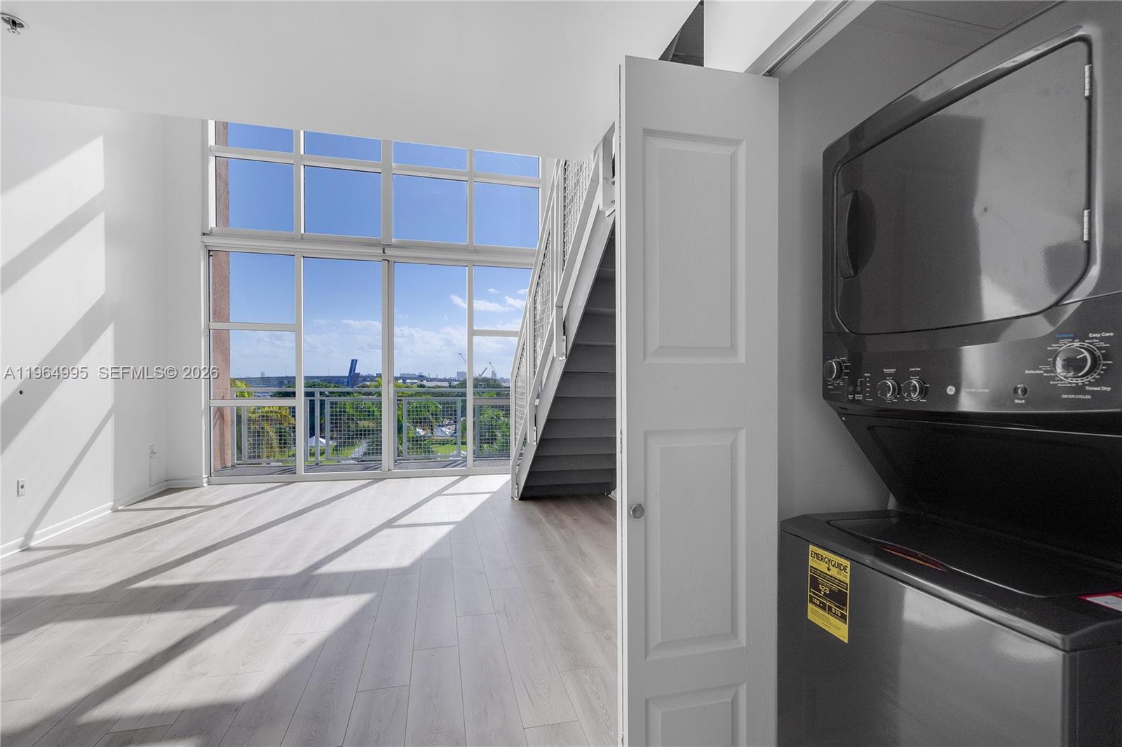 image Vizcayne North11