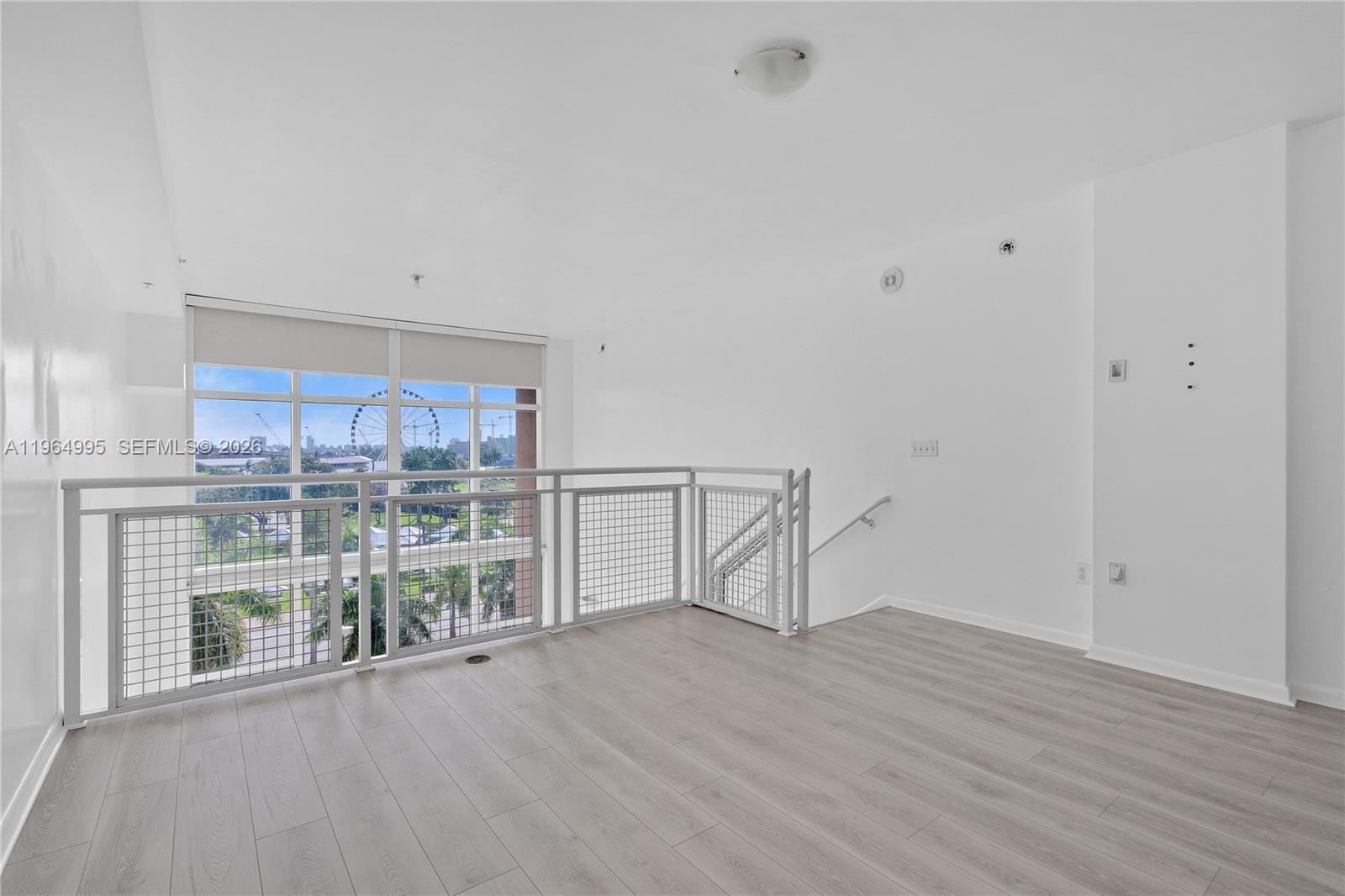 image Vizcayne North24