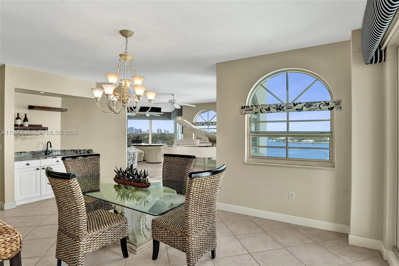 301 N Birch Rd #8N Fort Lauderdale, FL 33304