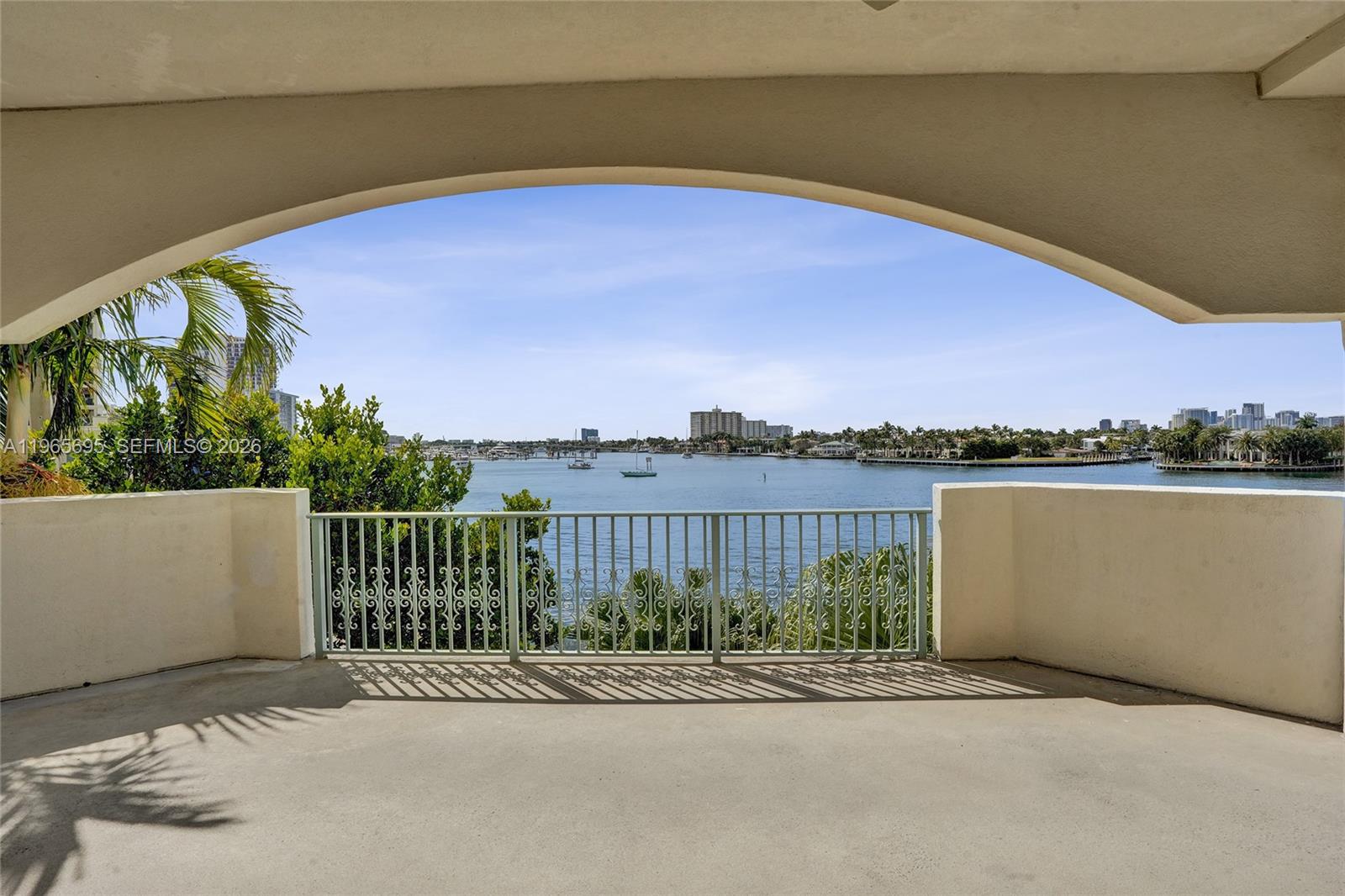 301 N Birch Rd #8N Fort Lauderdale, FL 33304