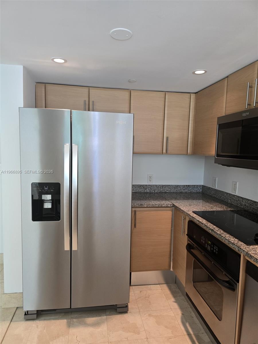 image Skyline on Brickell13