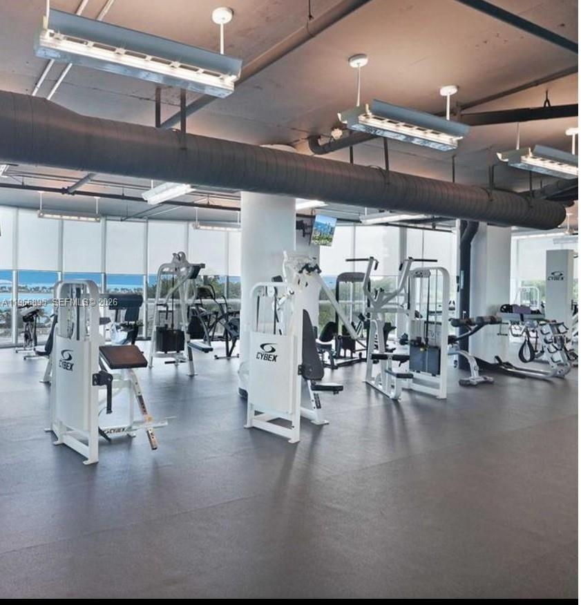 image Skyline on Brickell8