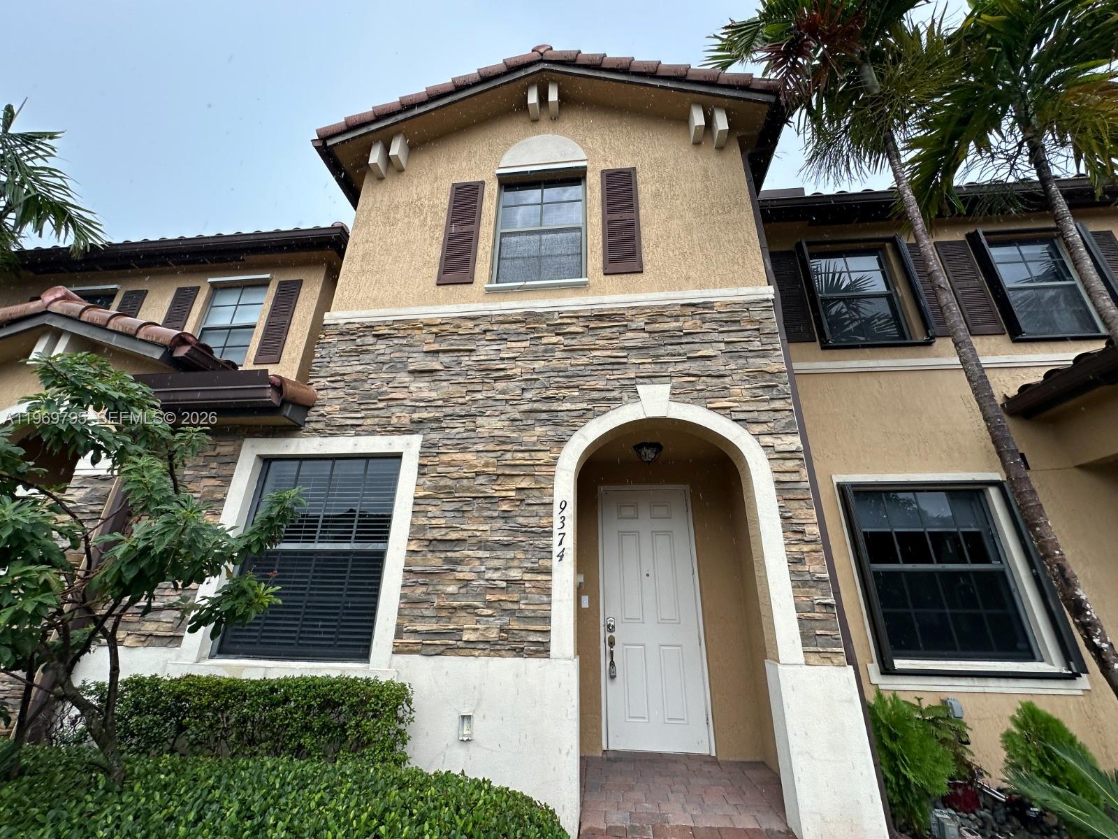 9374 W 32nd Ln Hialeah, FL 33018