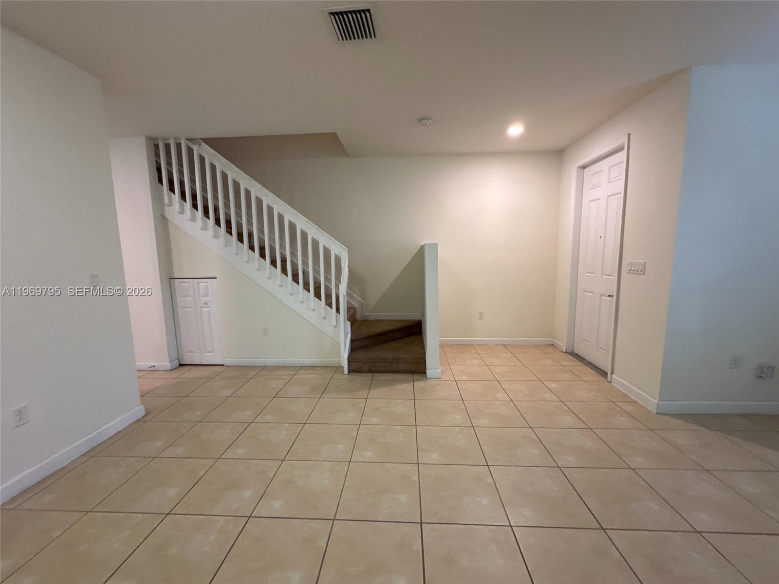 9374 W 32nd Ln Hialeah, FL 33018