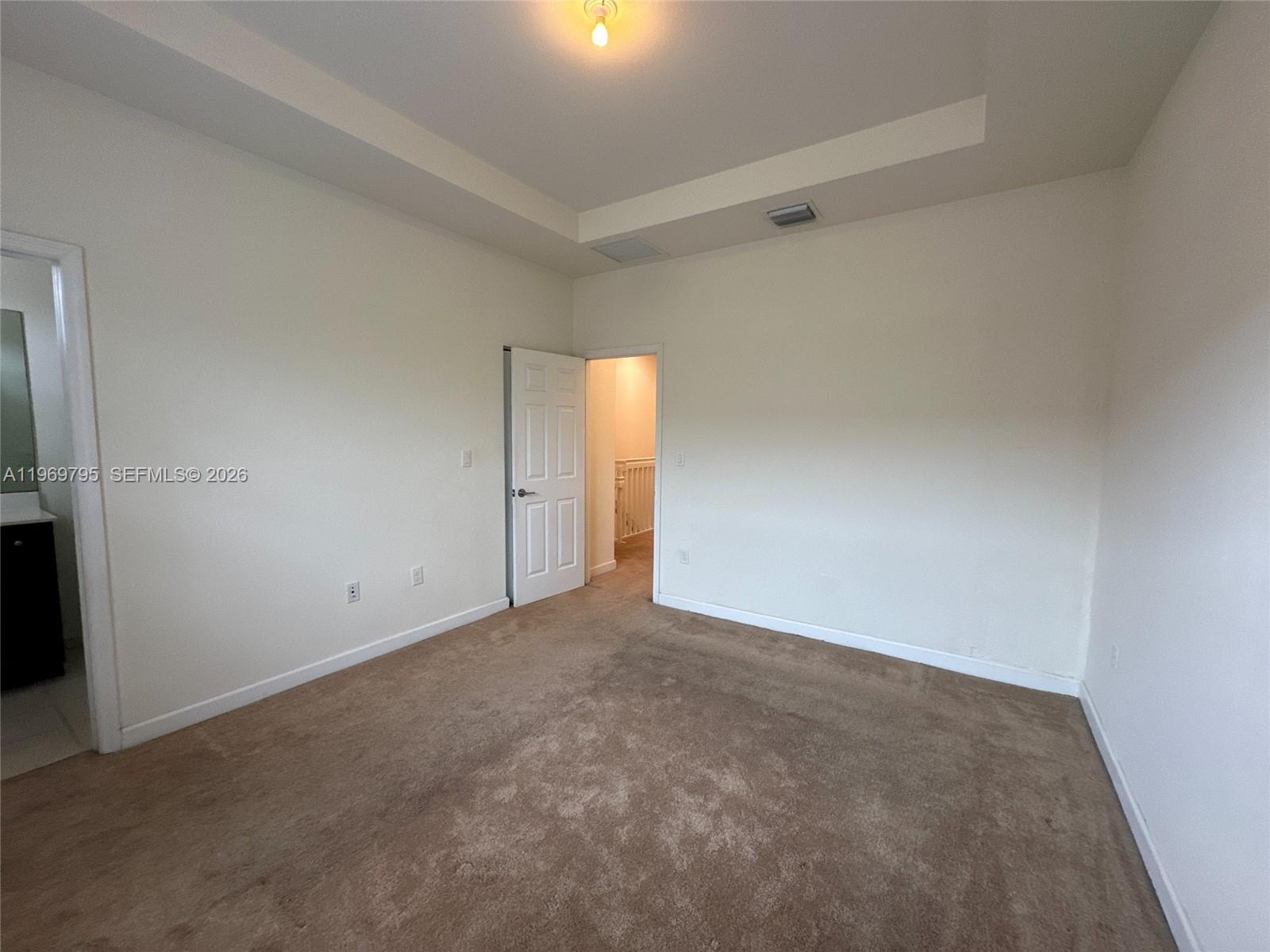 9374 W 32nd Ln Hialeah, FL 33018