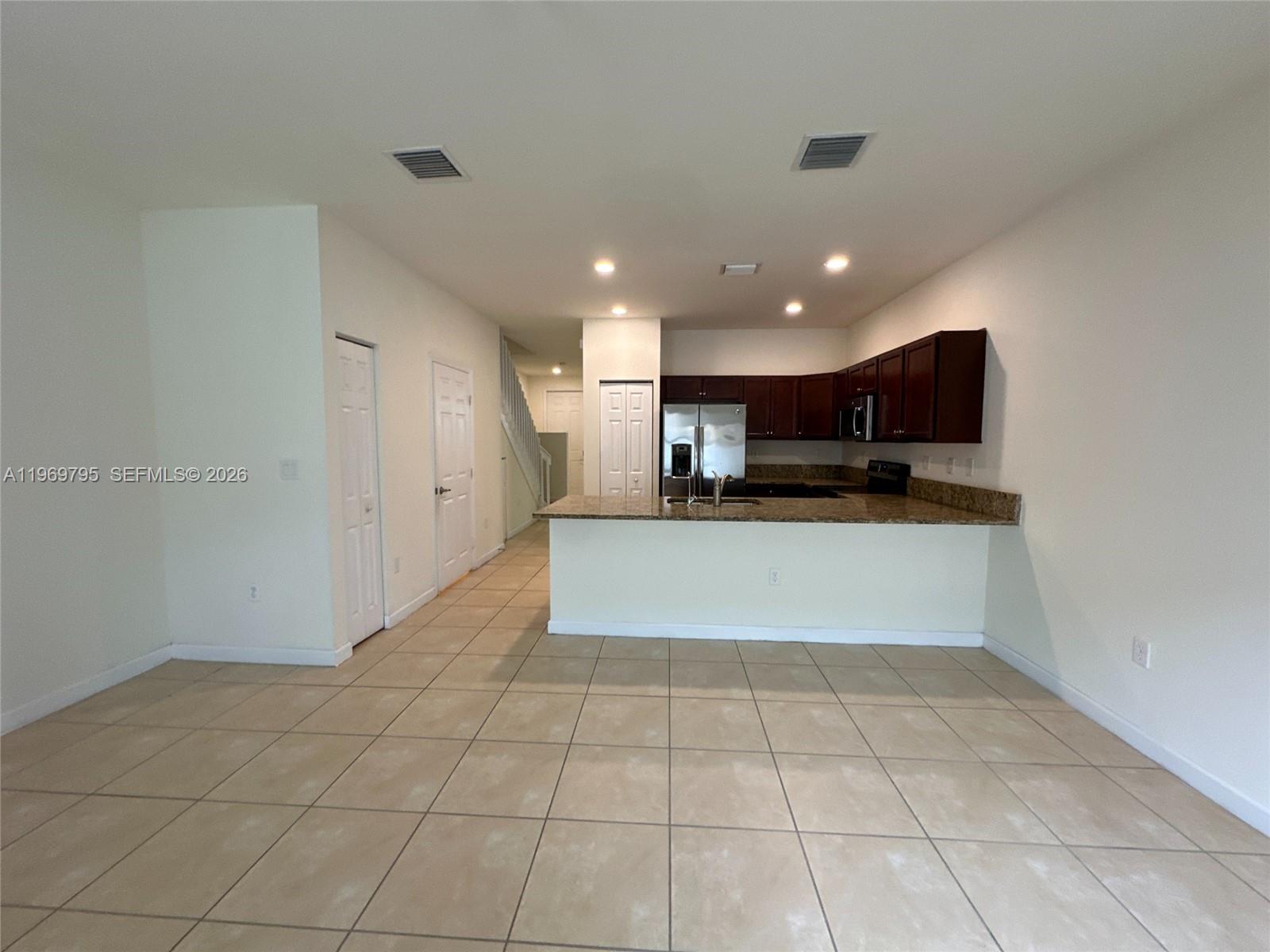 9374 W 32nd Ln Hialeah, FL 33018