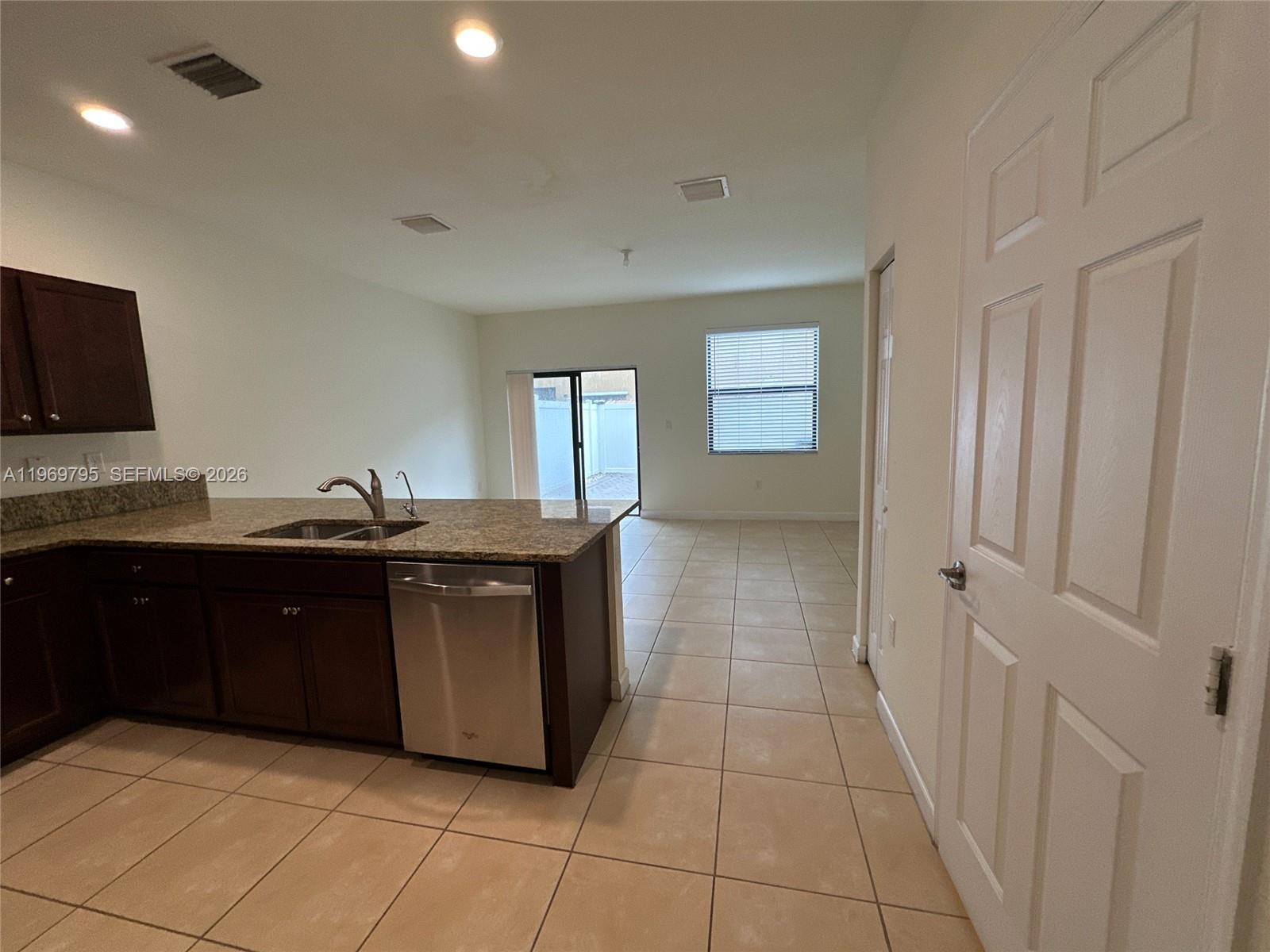 9374 W 32nd Ln Hialeah, FL 33018