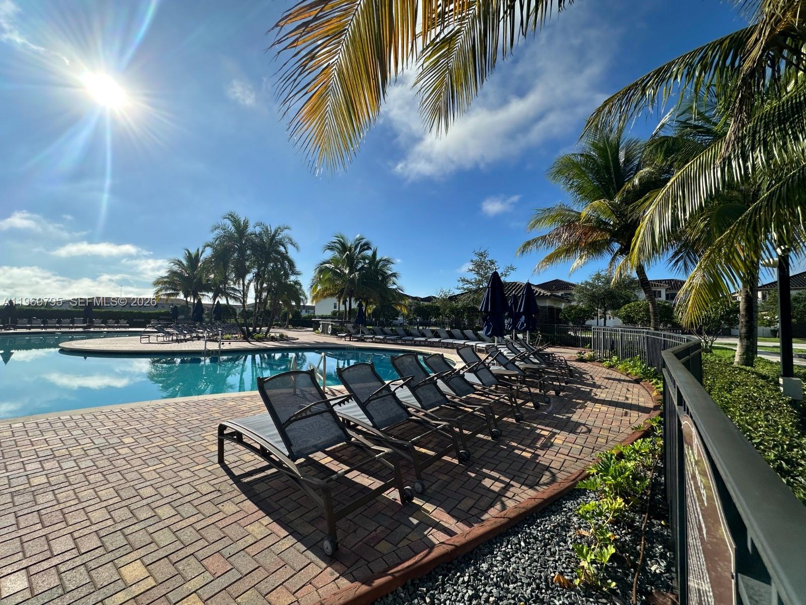 9374 W 32nd Ln Hialeah, FL 33018