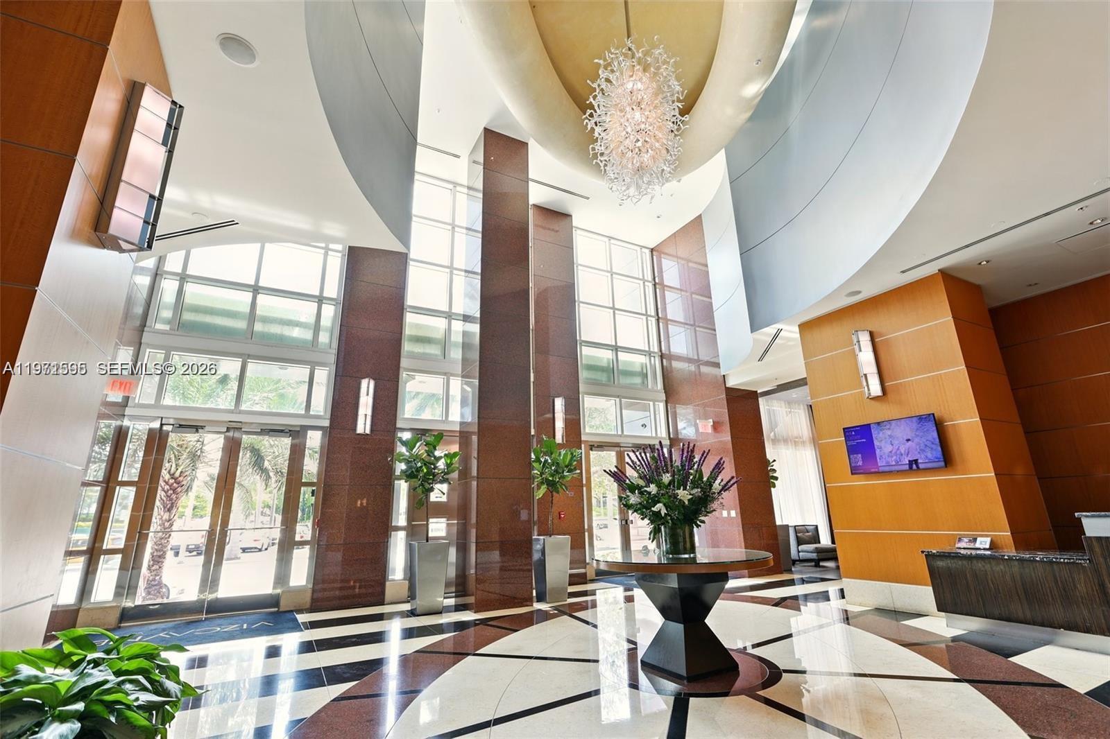 image Vizcayne North16