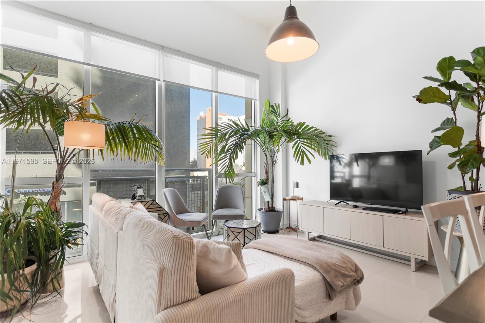 image Vizcayne North6